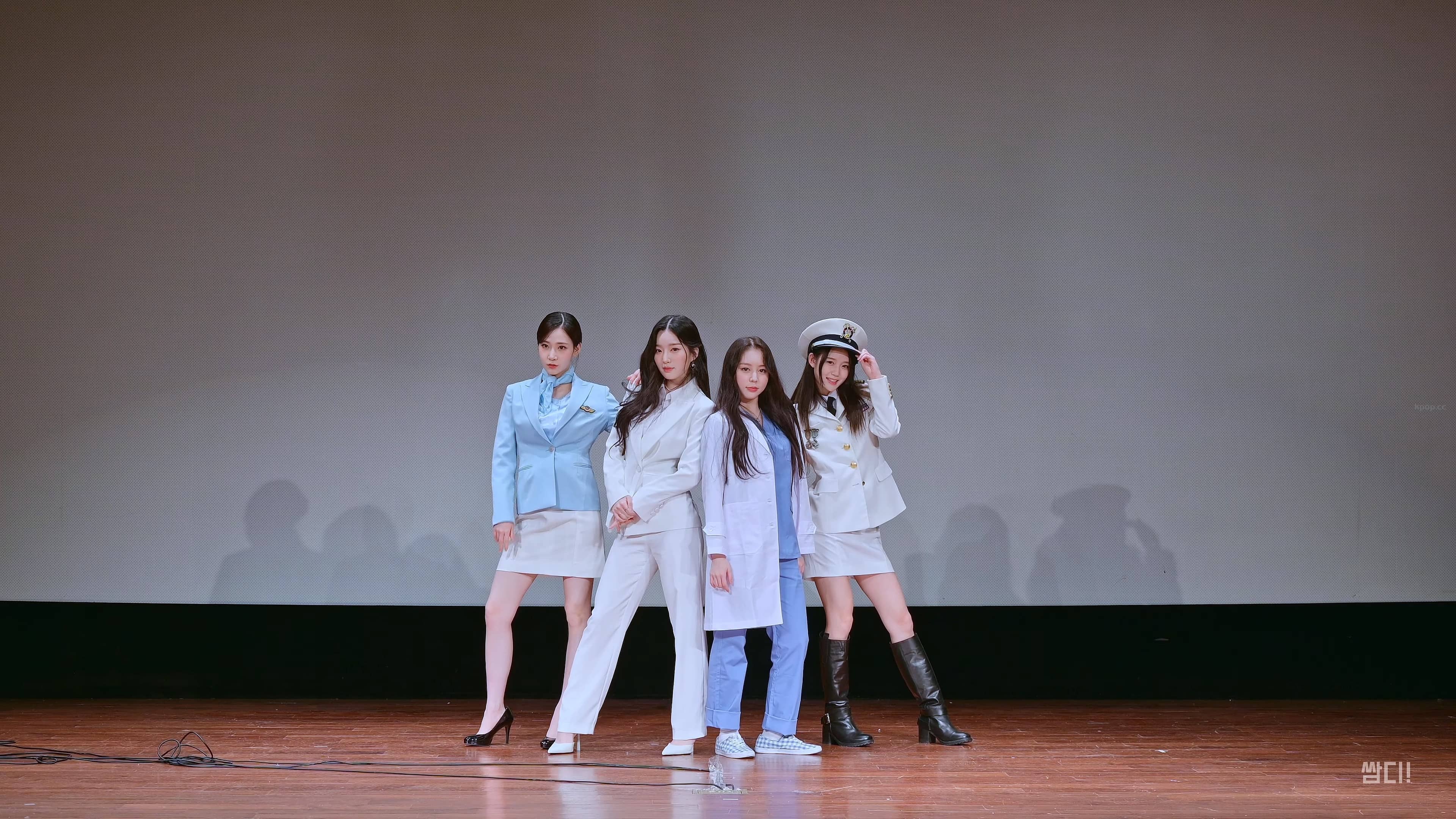 221204 tripleS AAA 饭拍秀4部fancam合集[1.28G]插图