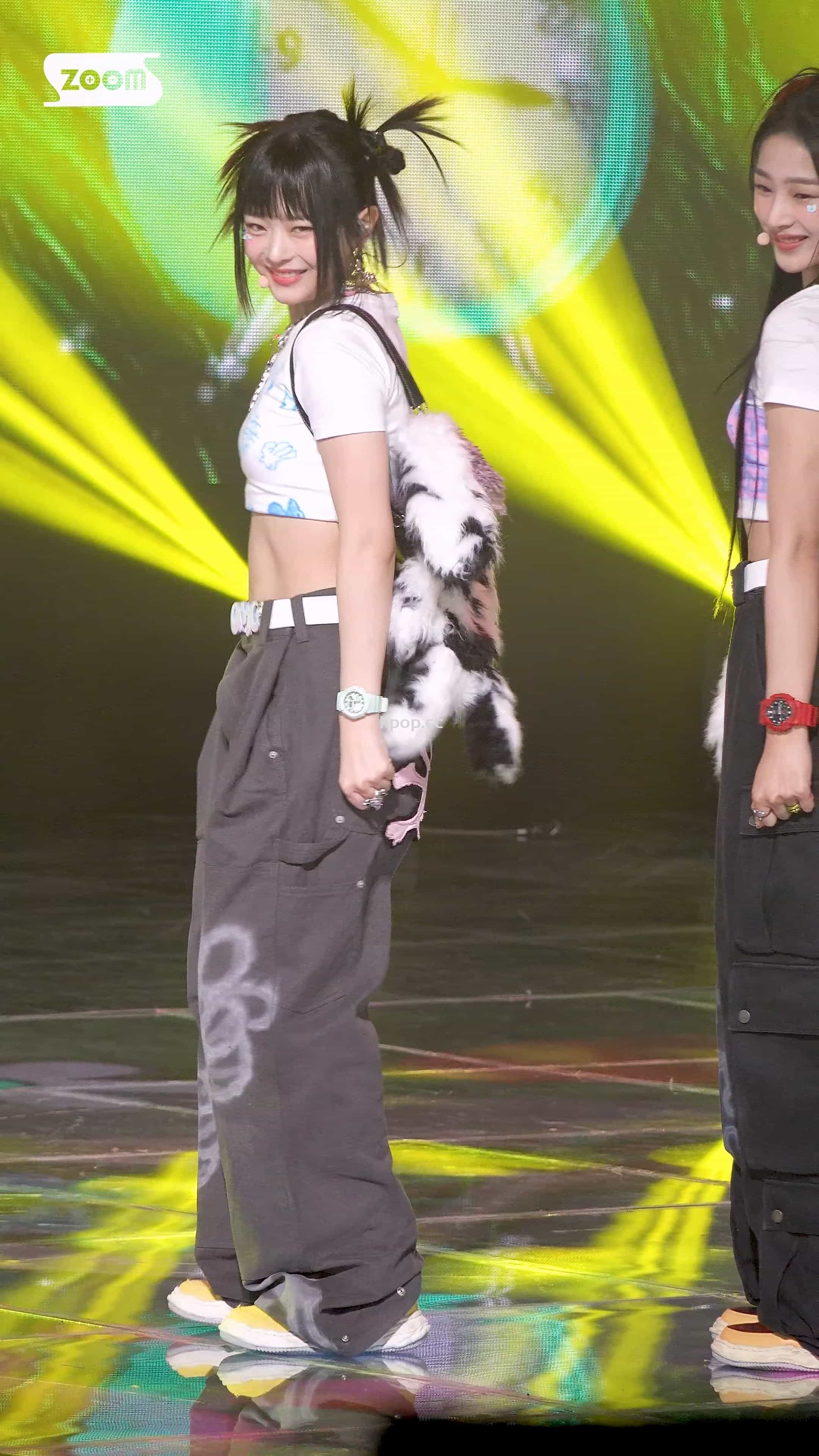 230129 NewJeans 饭拍秀11部fancam合集[5.99G]插图2