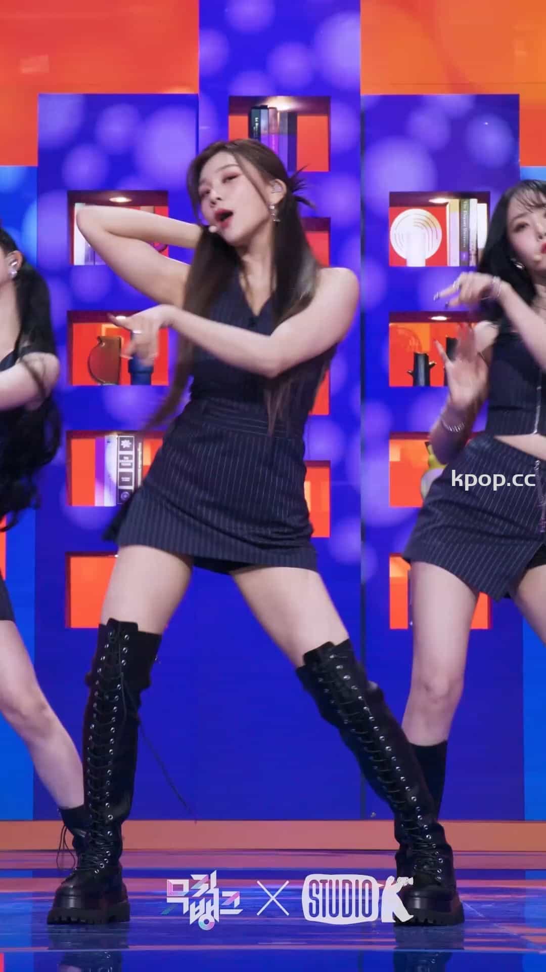 230203 VIVIZ 饭拍秀7部fancam合集[2.2G]插图1