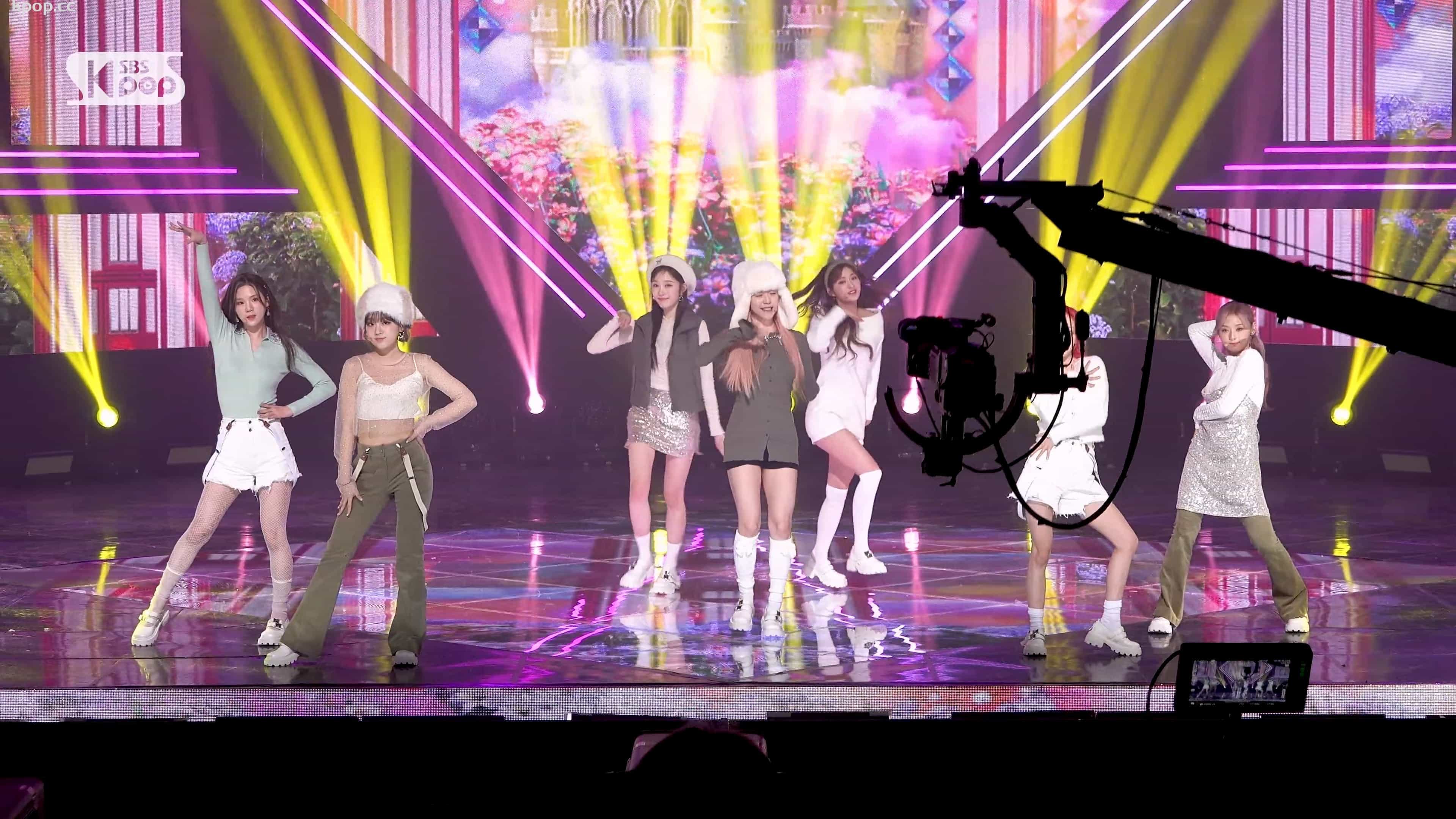 230205 cignature 饭拍秀2部fancam合集[1.22G]插图