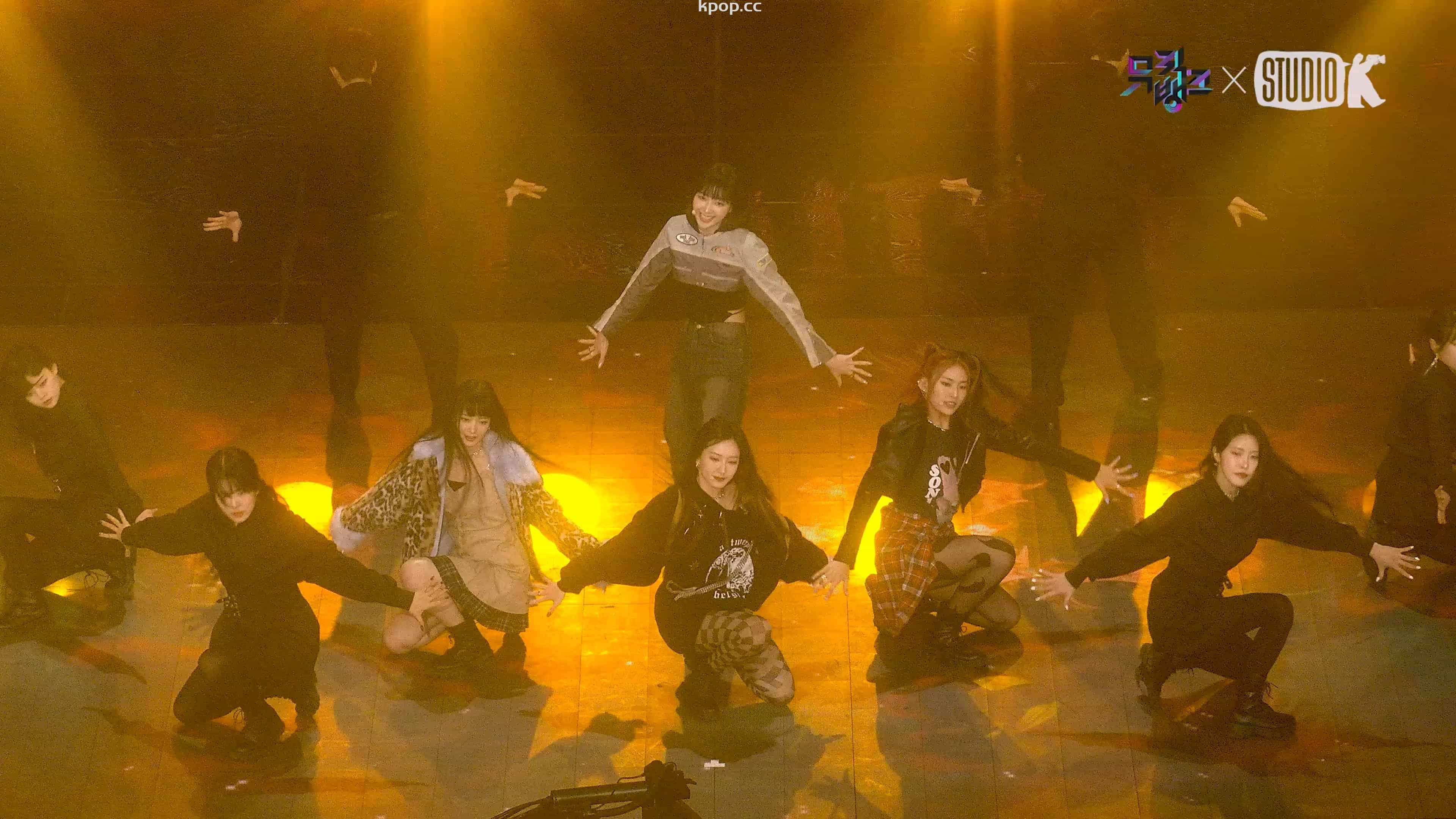 230217 H1-KEY 饭拍秀1部fancam合集[626M]插图