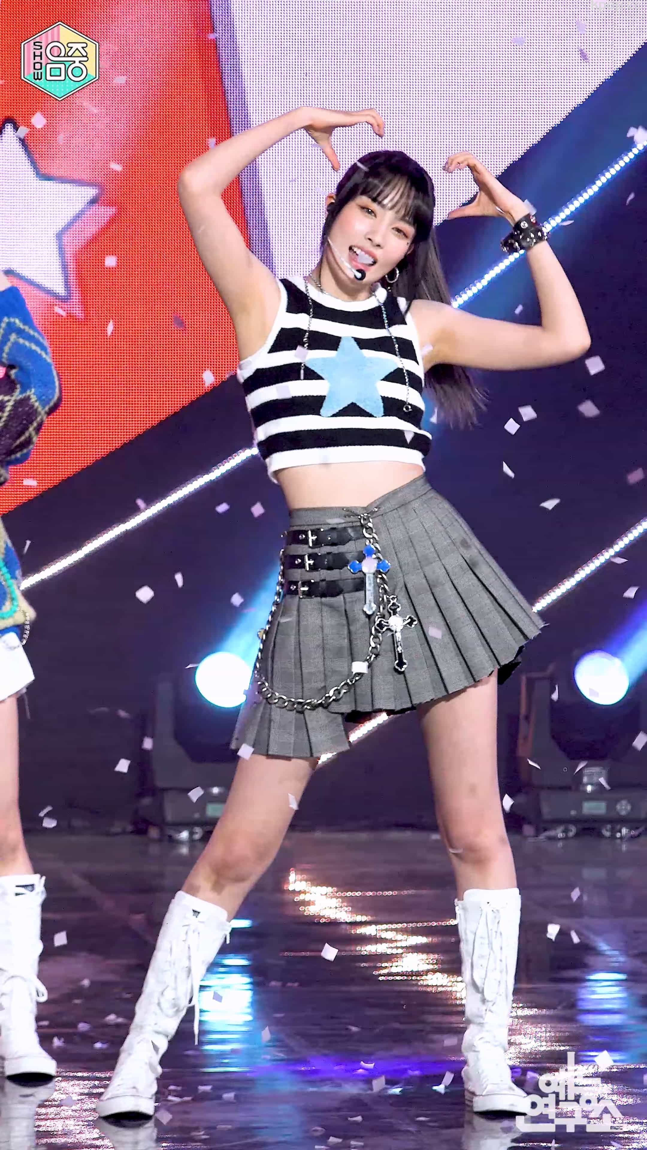 230225 STAYC 饭拍秀8部fancam合集[5.43G]插图3