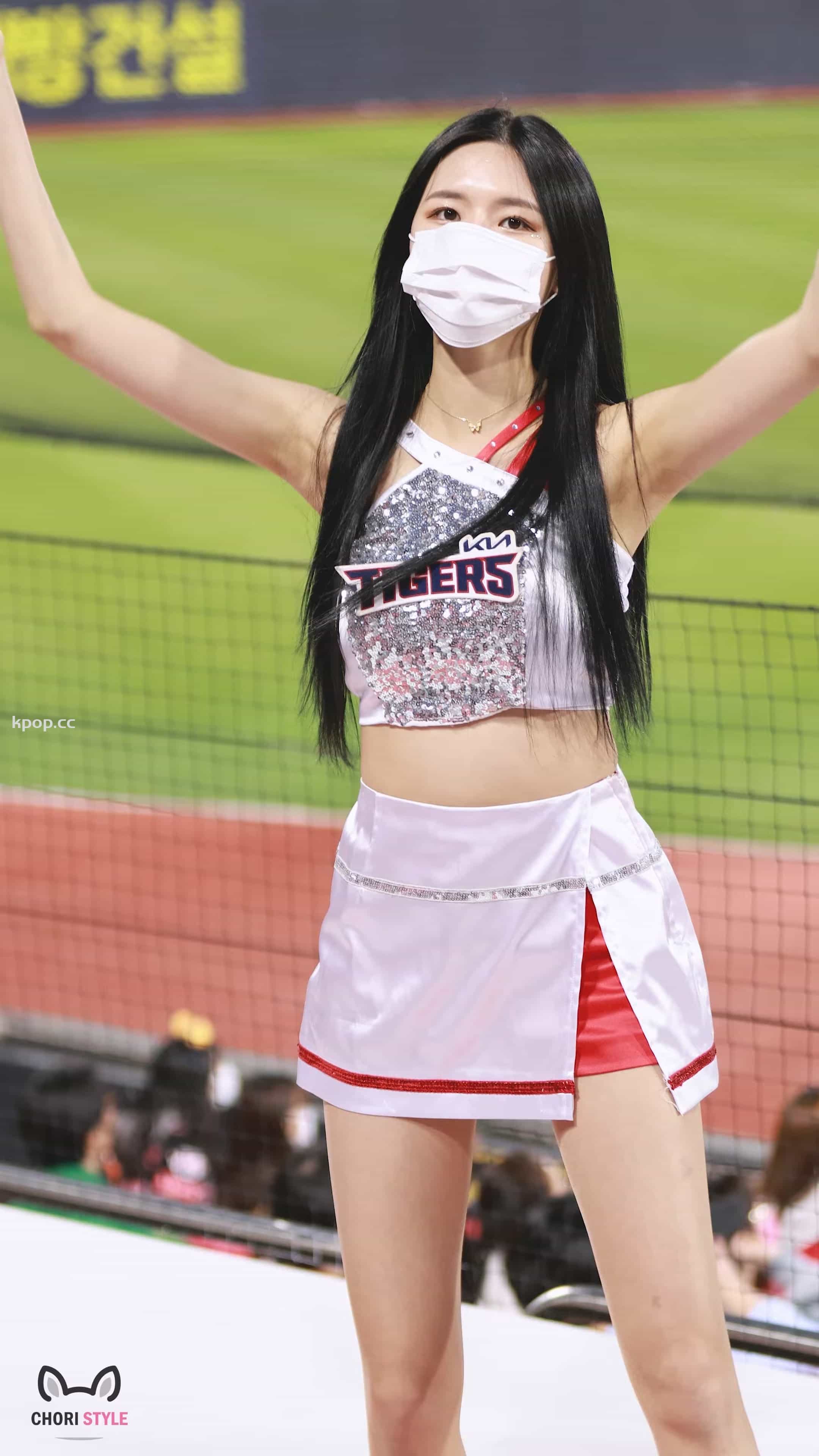 230307 啦啦队饭拍秀54部fancam合集[17G]插图1