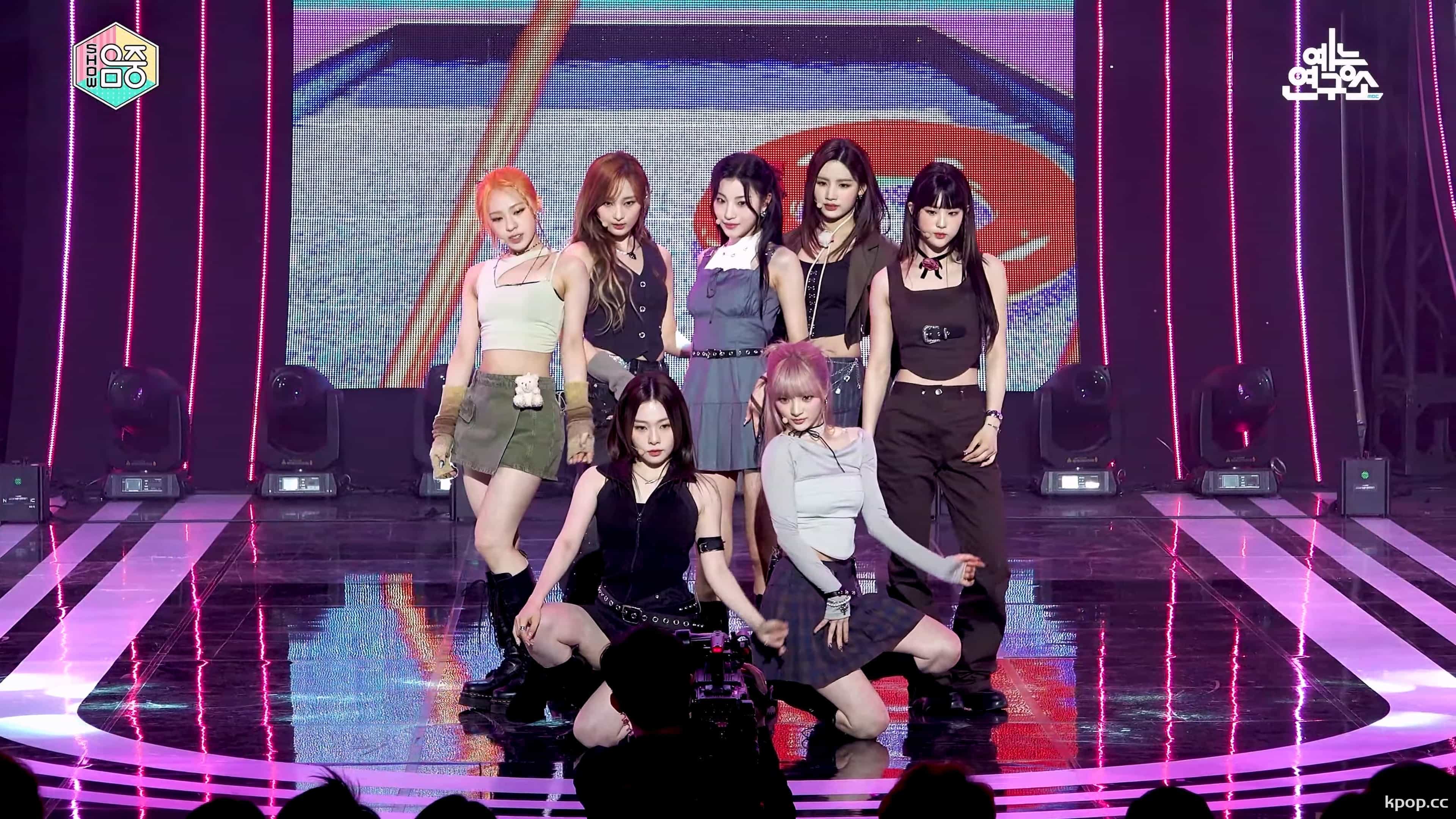 230325 ICHILLIN 饭拍秀1部fancam合集[647M]插图