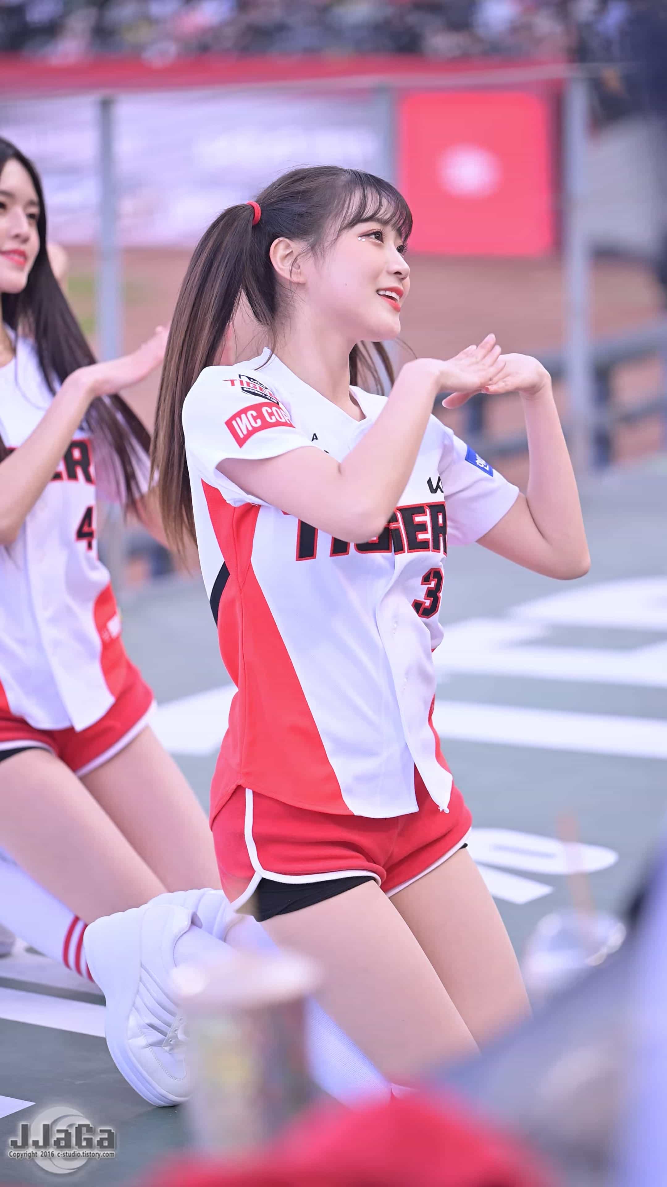 230409 啦啦队饭拍秀109部fancam合集[25.2G]插图2