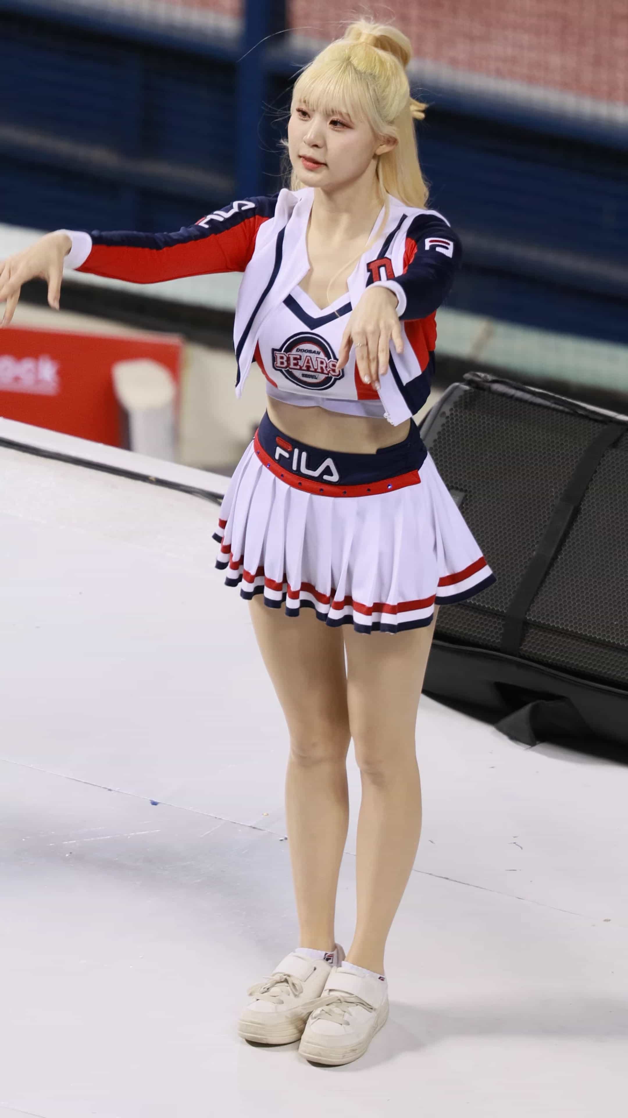 230414 啦啦队饭拍秀51部fancam合集[12.4G]插图3