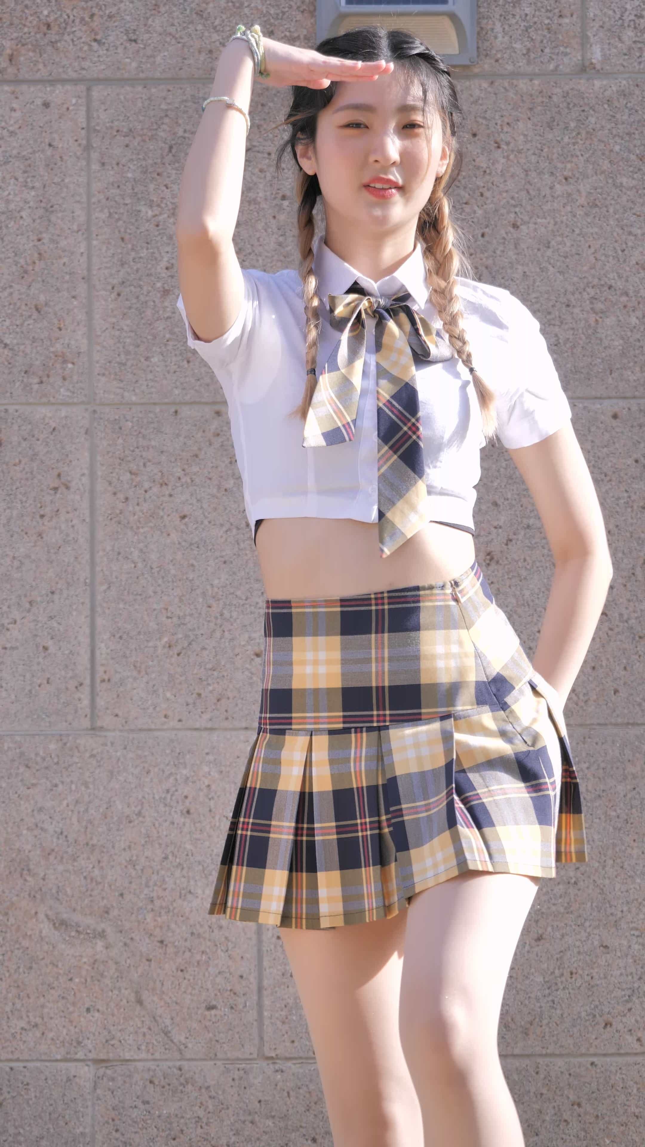 230419 Q6IX 饭拍秀2部fancam合集[970M]插图