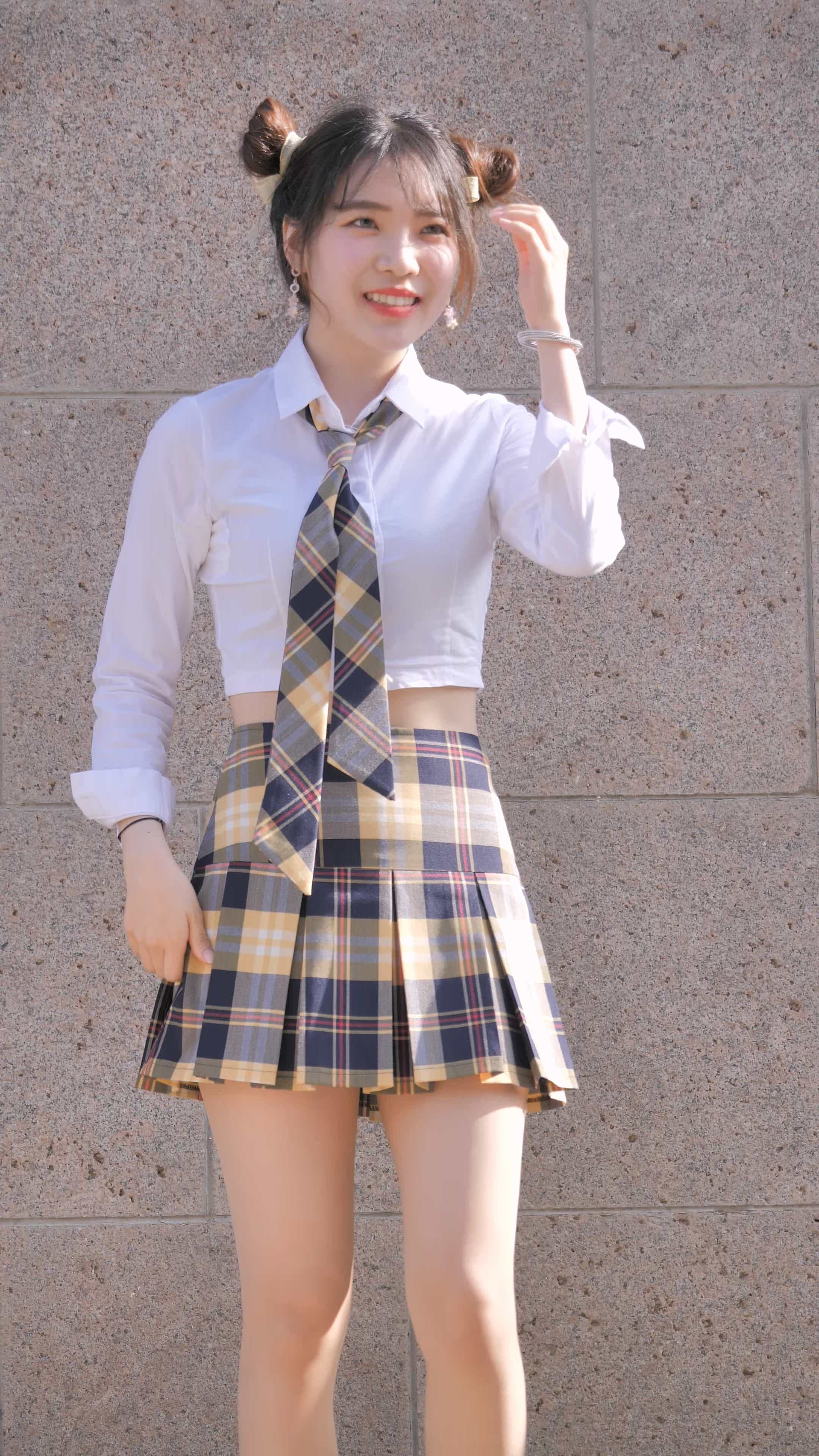 230419 Q6IX 饭拍秀2部fancam合集[970M]插图1