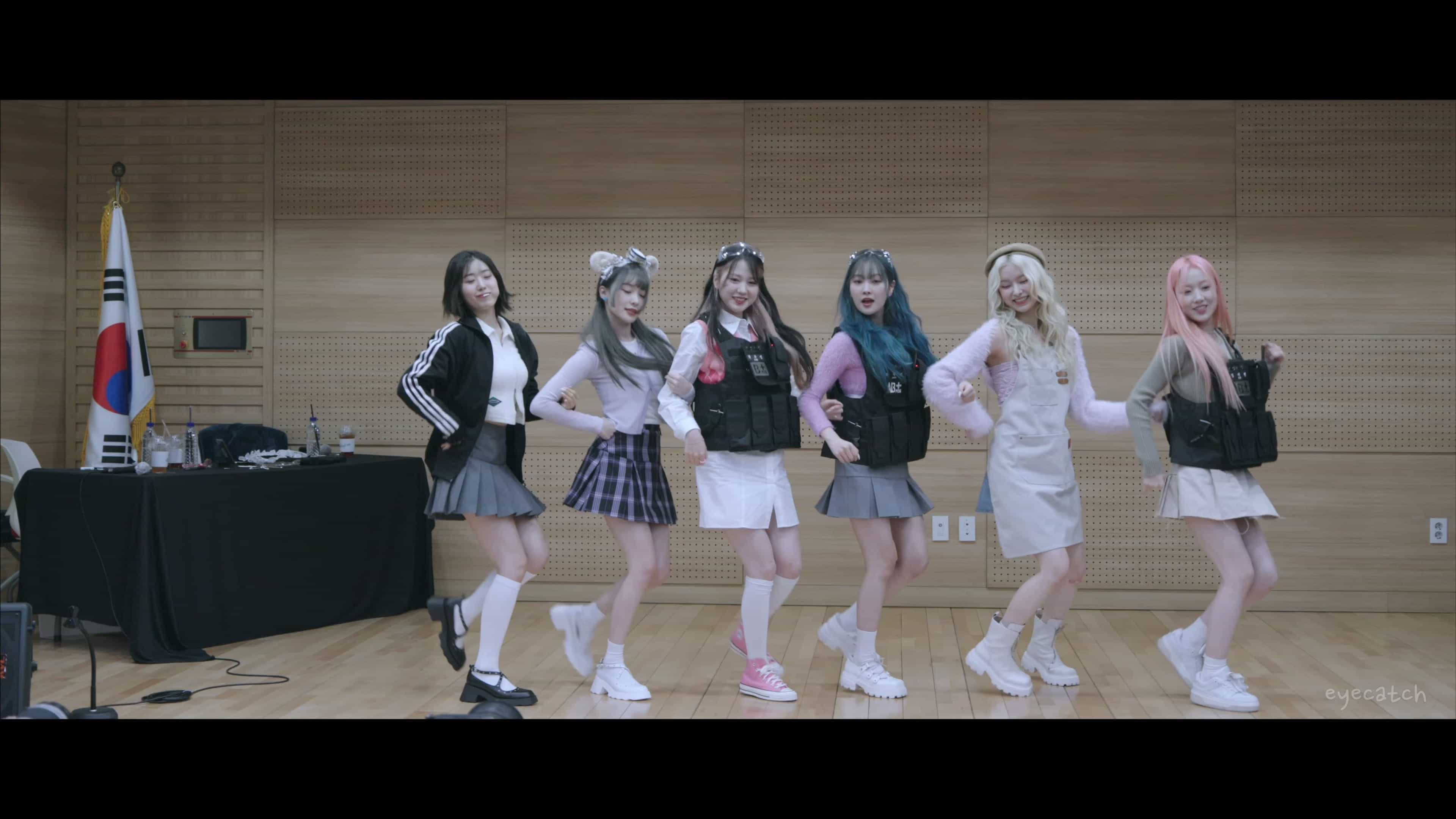 230430 DreamNote 饭拍秀2部fancam合集[708M]插图