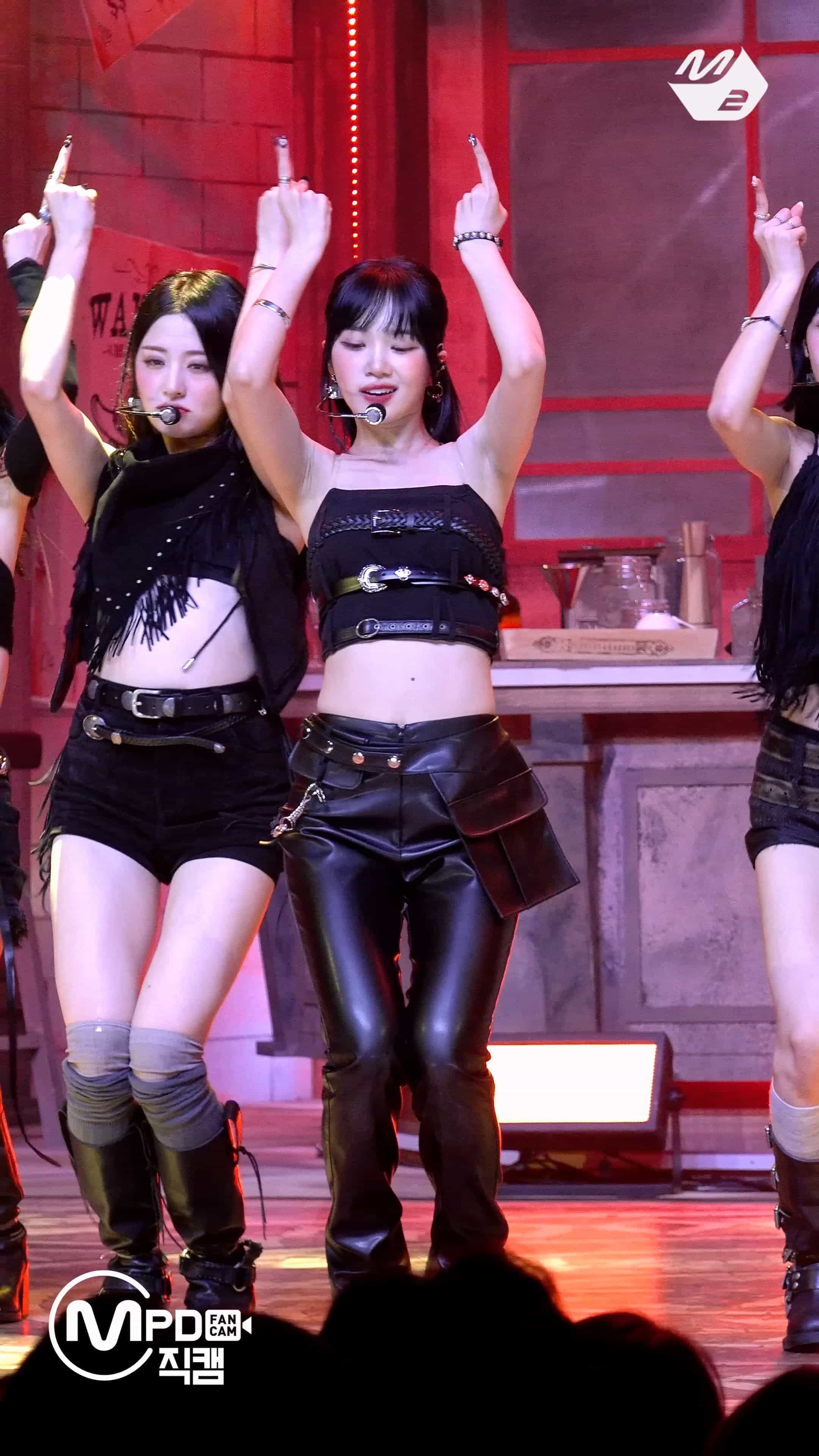 230504 LE SSERAFIM 饭拍秀14部fancam合集[6.39G]插图