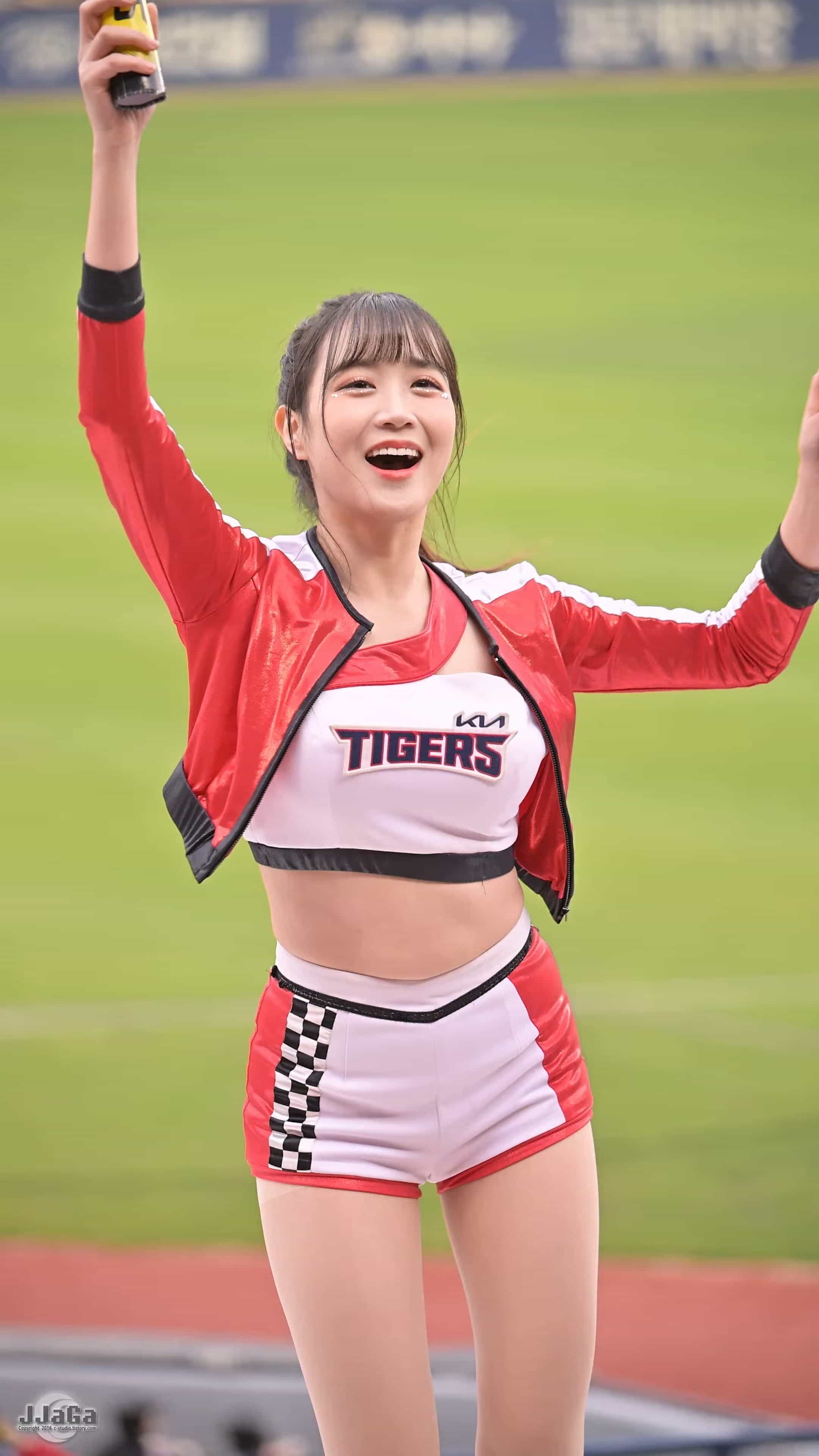 230509 啦啦队饭拍秀55部fancam合集[11.9G]插图3