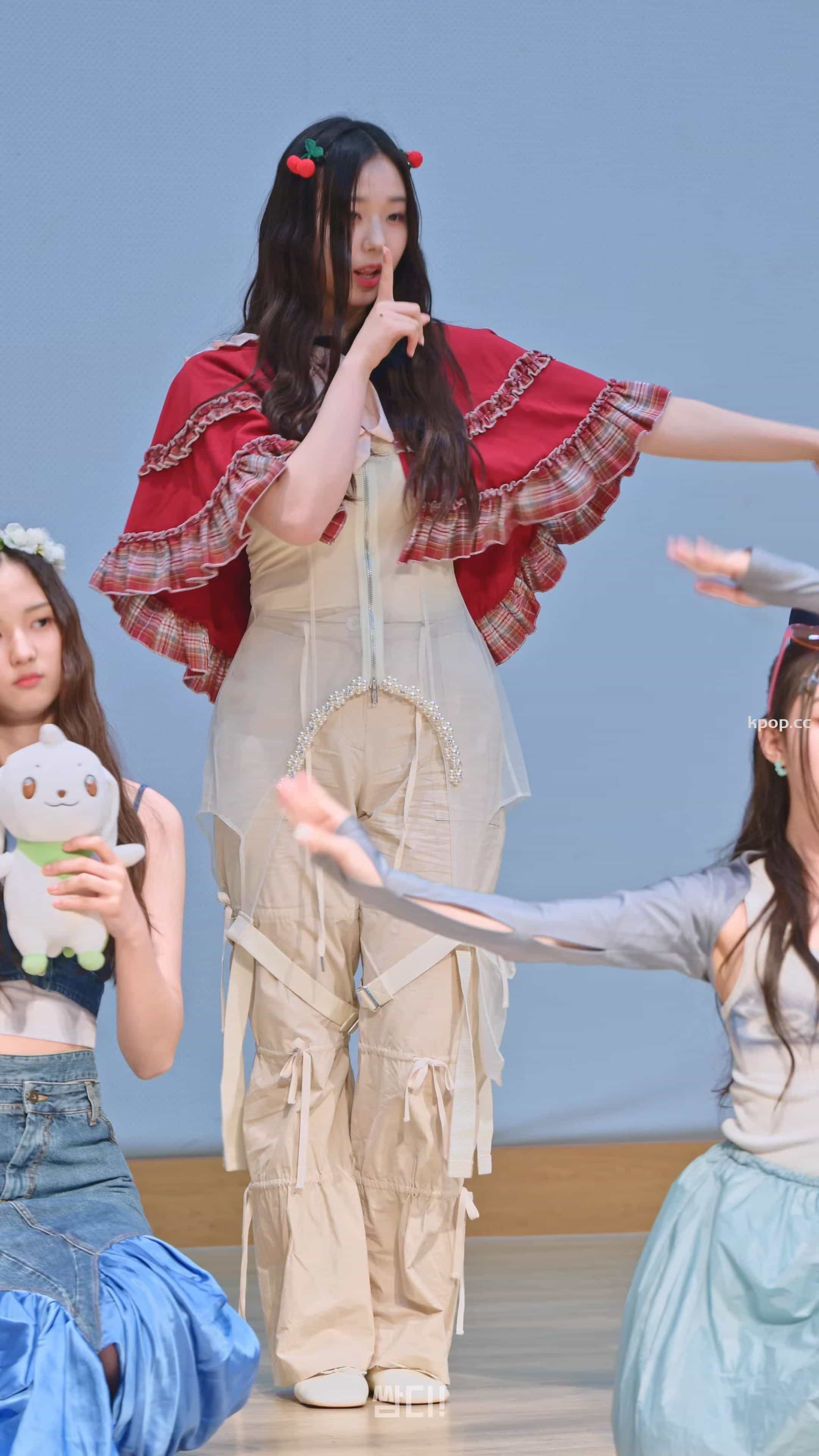 230514 tripleS 饭拍秀5部fancam合集[1.57G]插图1