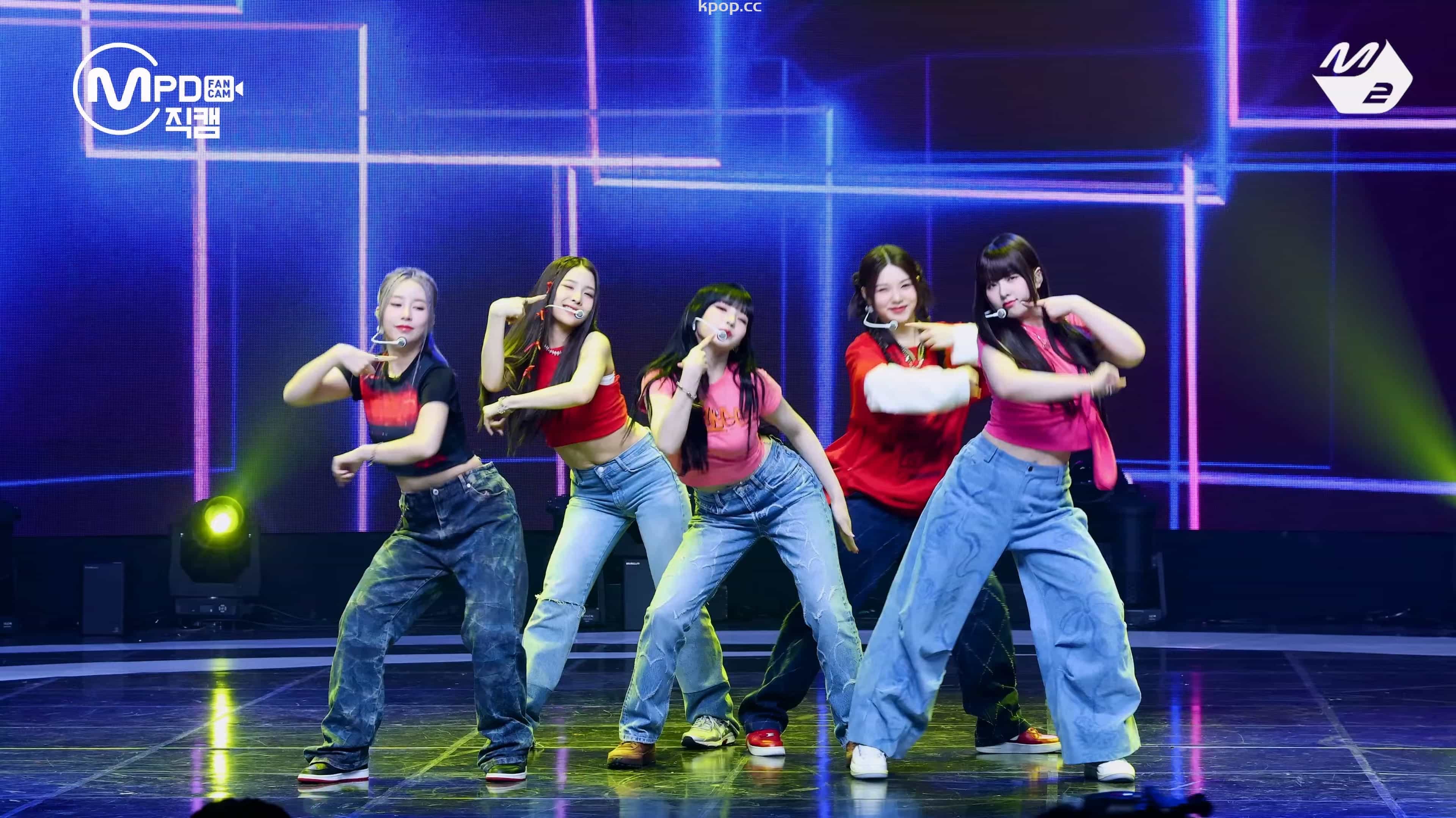 230518 ADYA 饭拍秀1部fancam合集[461M]插图