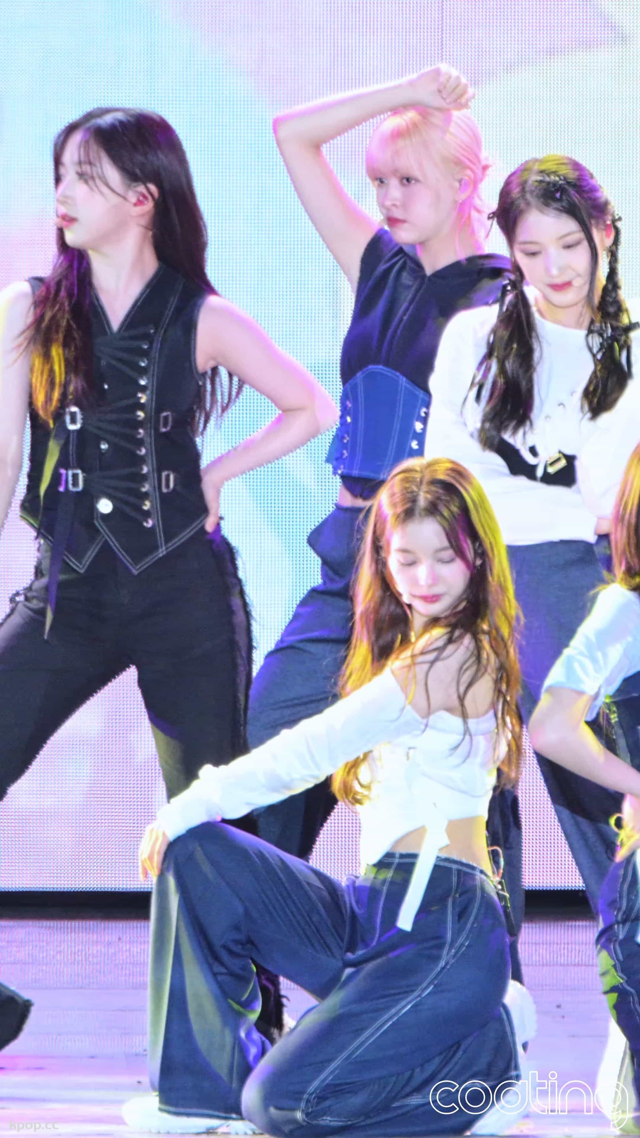 230527 NMIXX 饭拍秀24部fancam合集[17.7G]插图