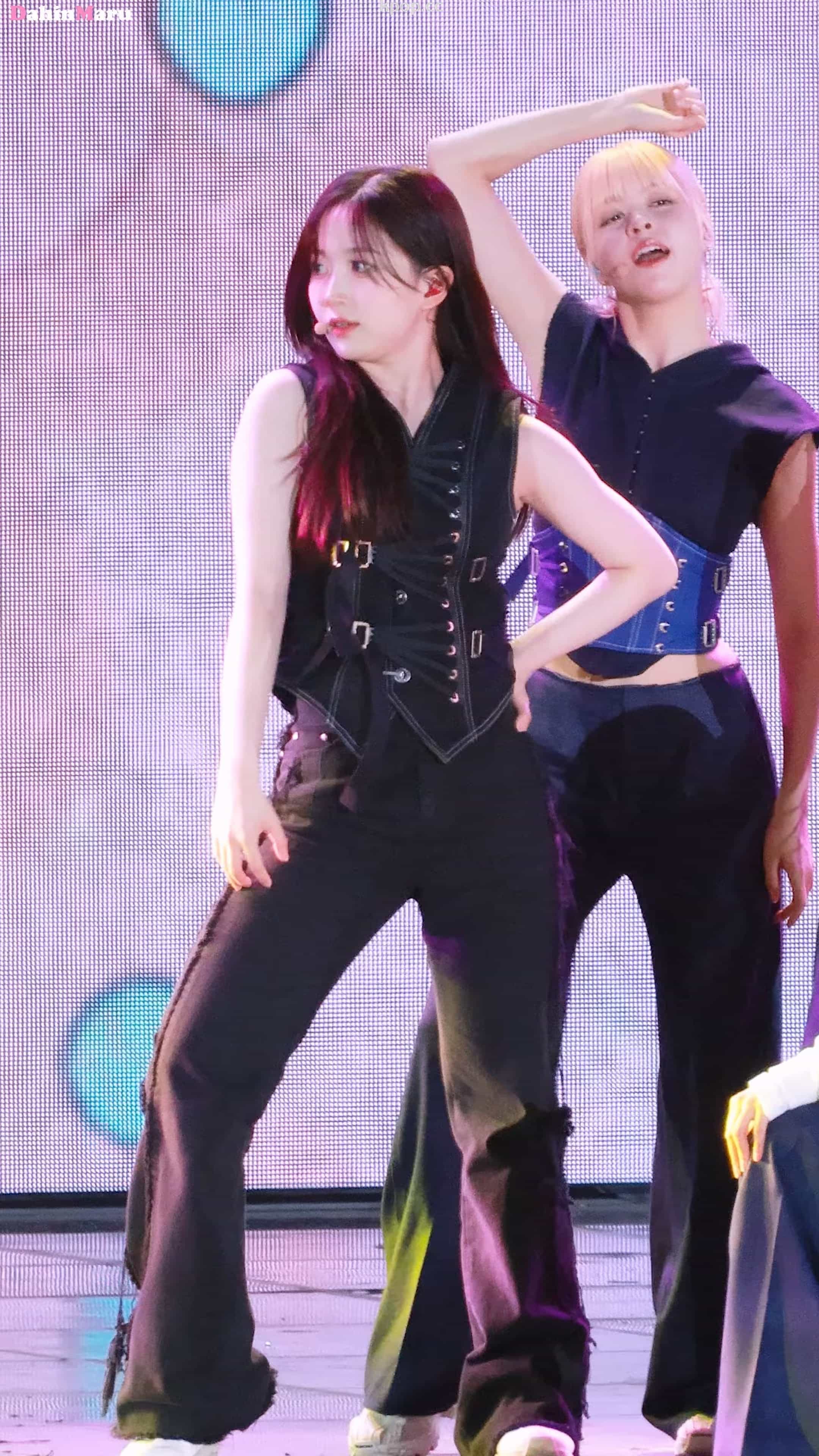 230527 NMIXX 饭拍秀24部fancam合集[17.7G]插图1