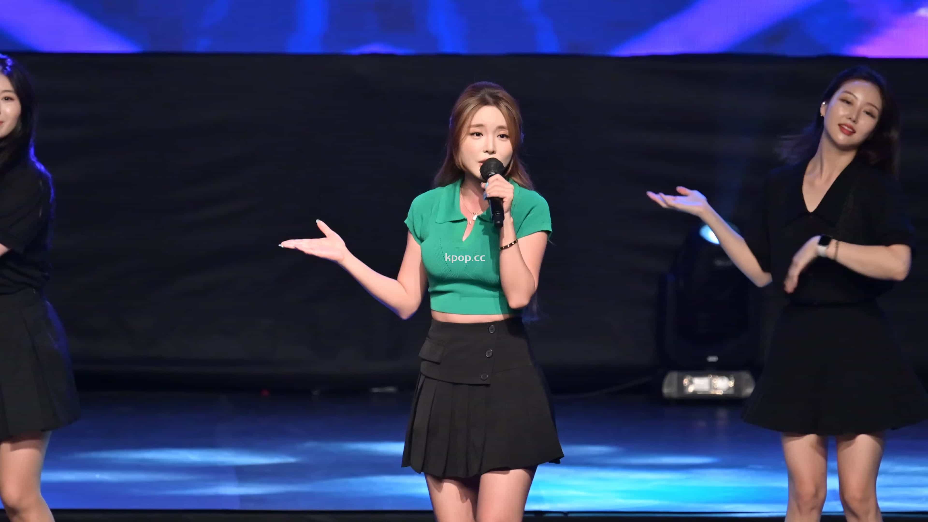 230526 洪真英 饭拍秀6部fancam合集[2.56G]插图1