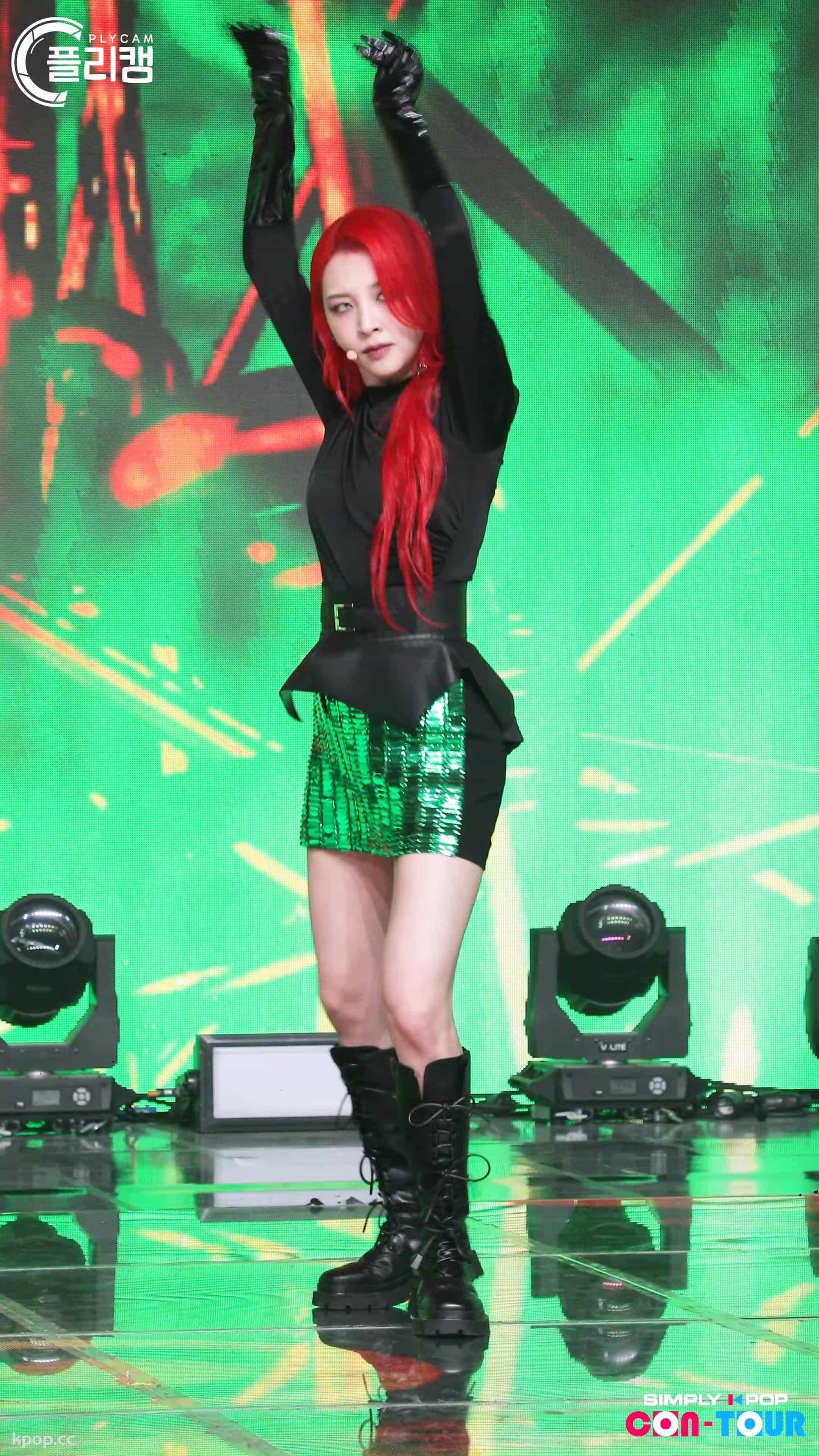 230609 KARD 饭拍秀4部fancam合集[1.58G]插图