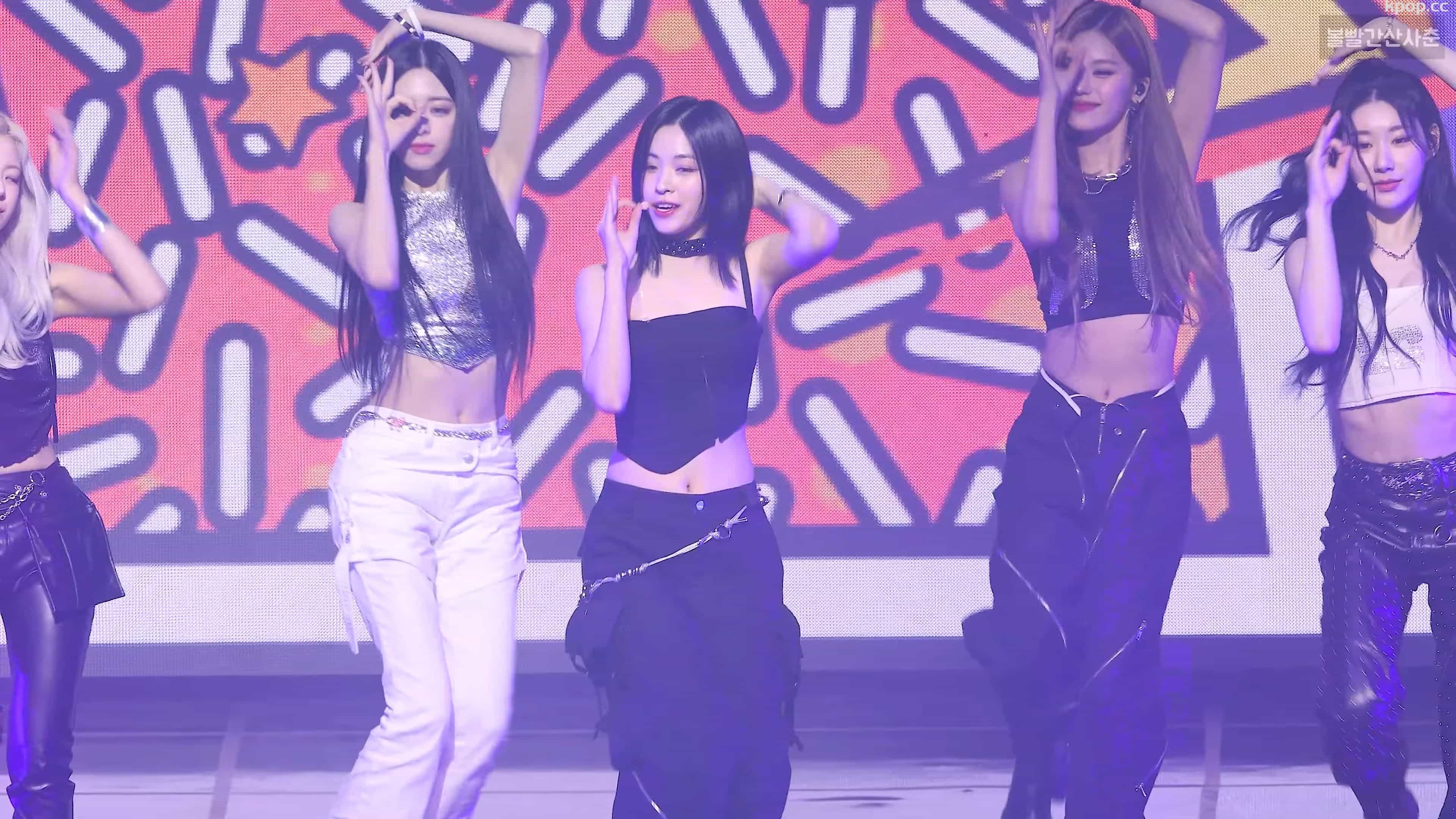 230617 ITZY 饭拍秀8部fancam合集[3.1G]插图