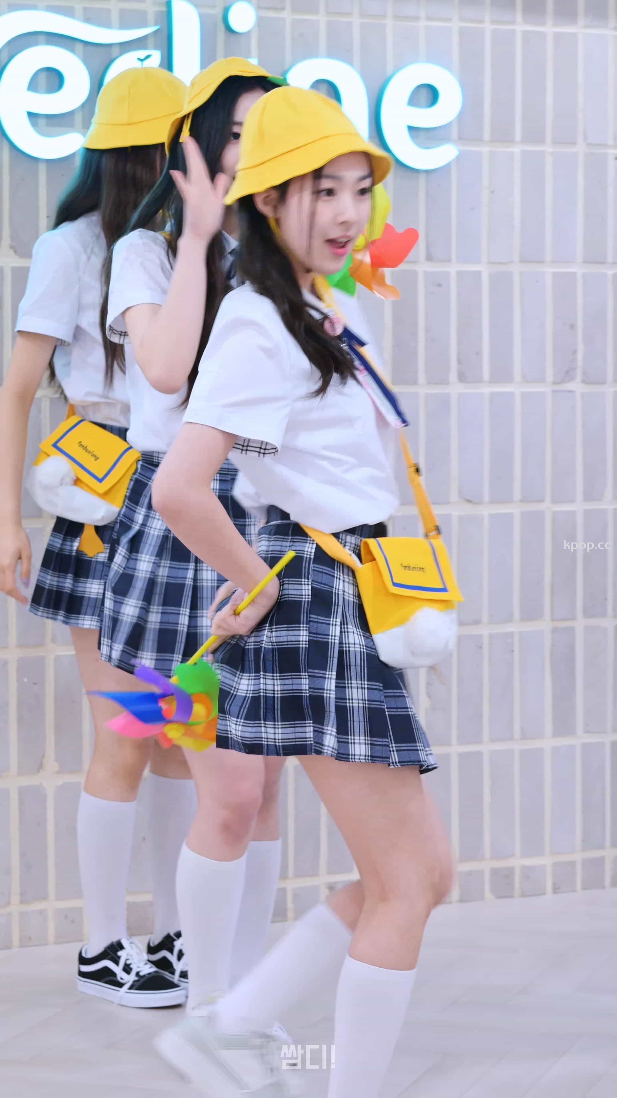 230702 tripleS 饭拍秀15部fancam合集[5.28G]插图