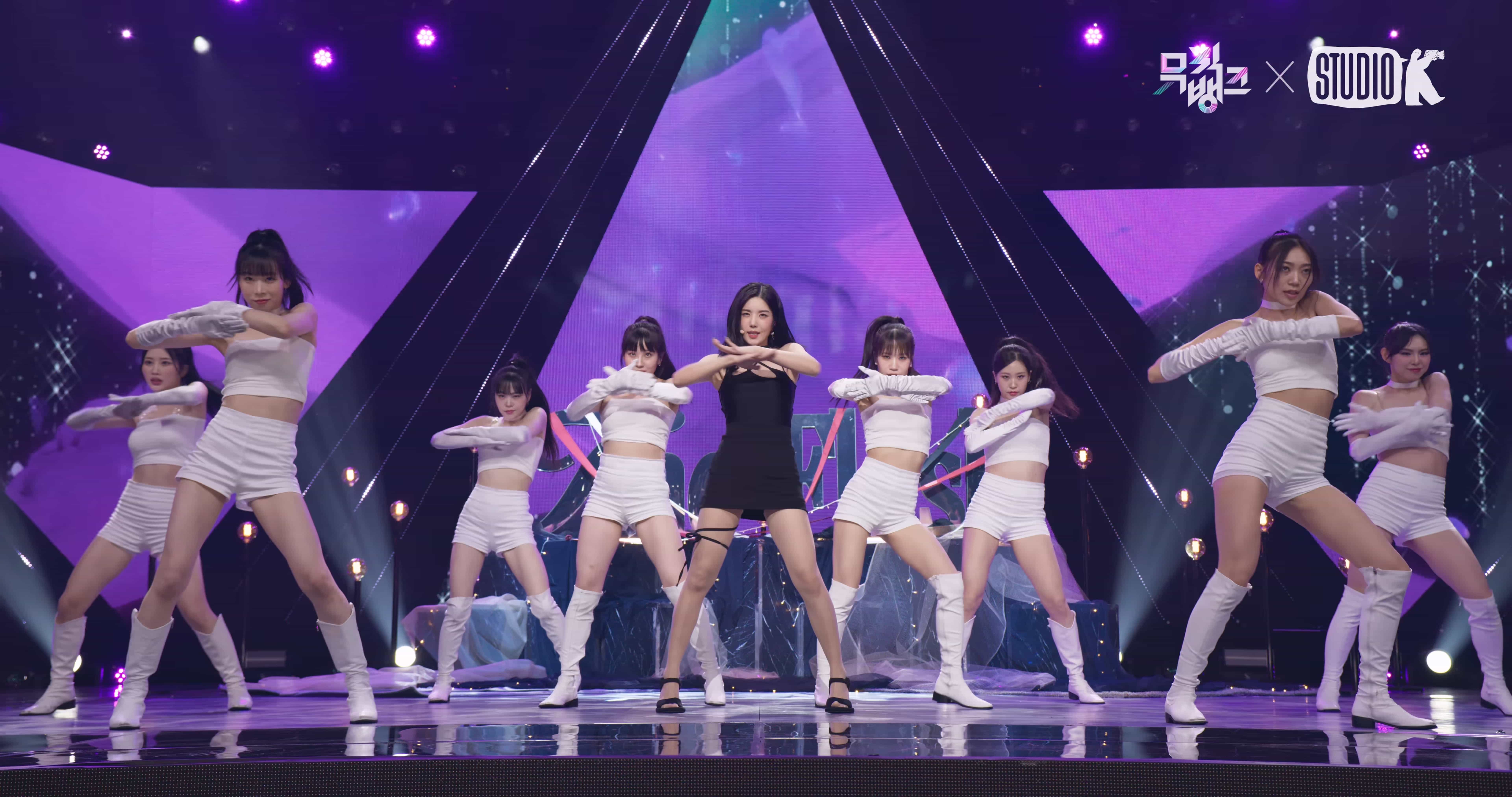 230804 权恩妃 饭拍秀2部fancam合集[1.09G]插图