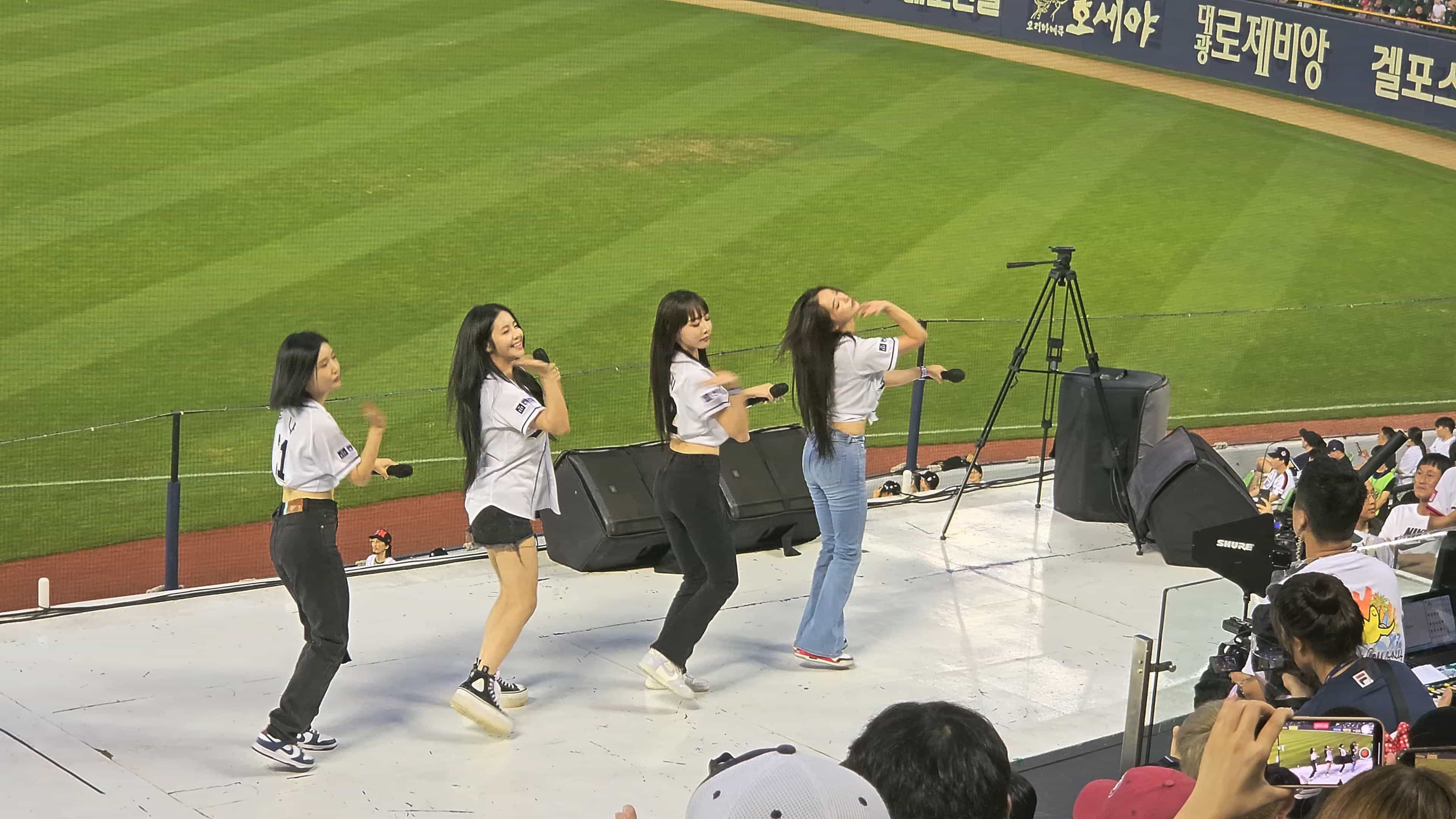 230827 BB Girls 饭拍2部fancam合集[1.18G]插图