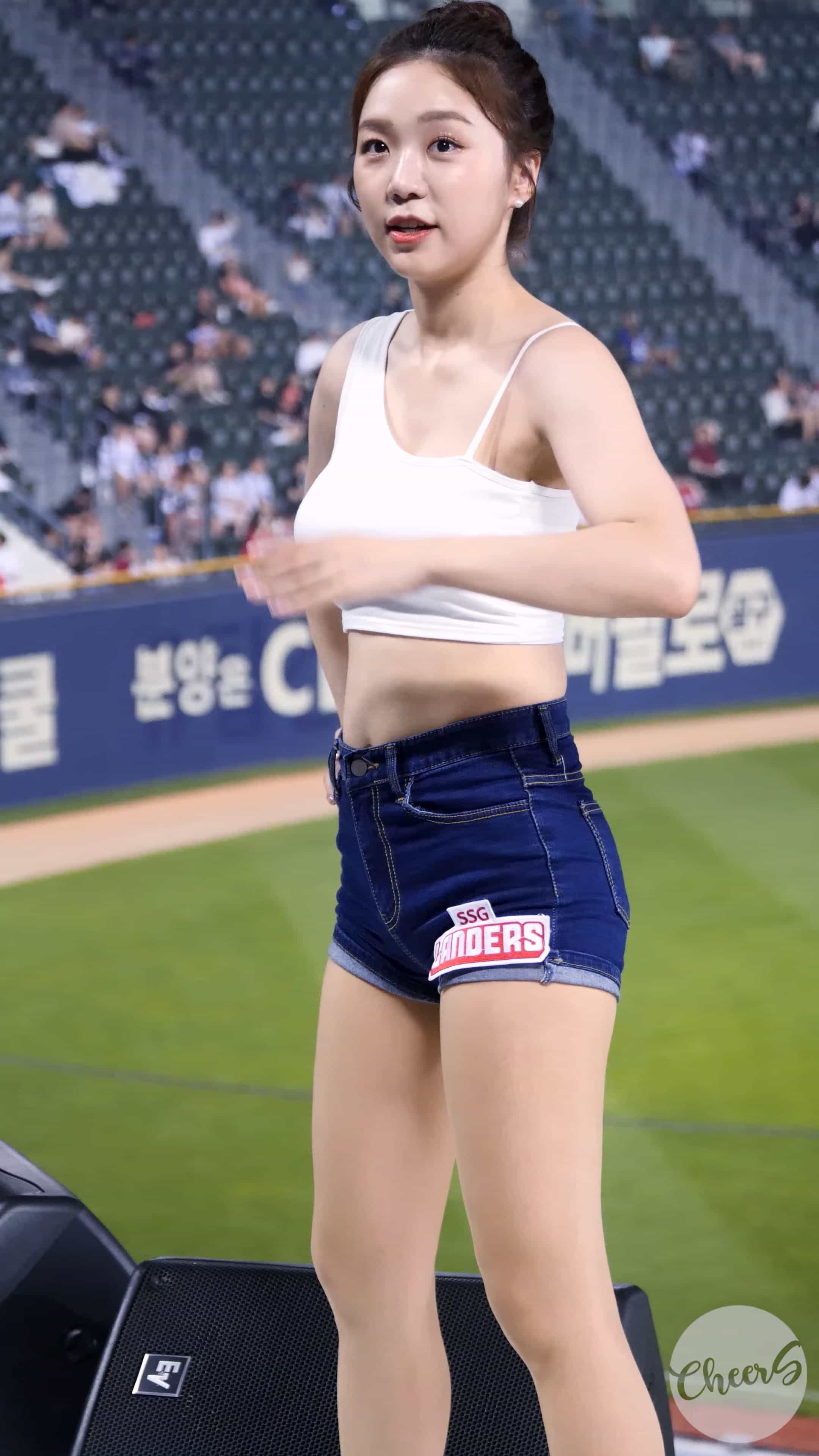 230923 啦啦队饭拍秀56部fancam合集[16.2G]插图