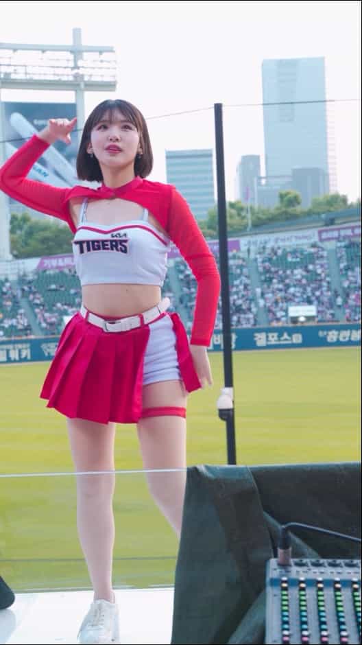 231006 啦啦队饭拍秀57部fancam合集[19.8G]插图2