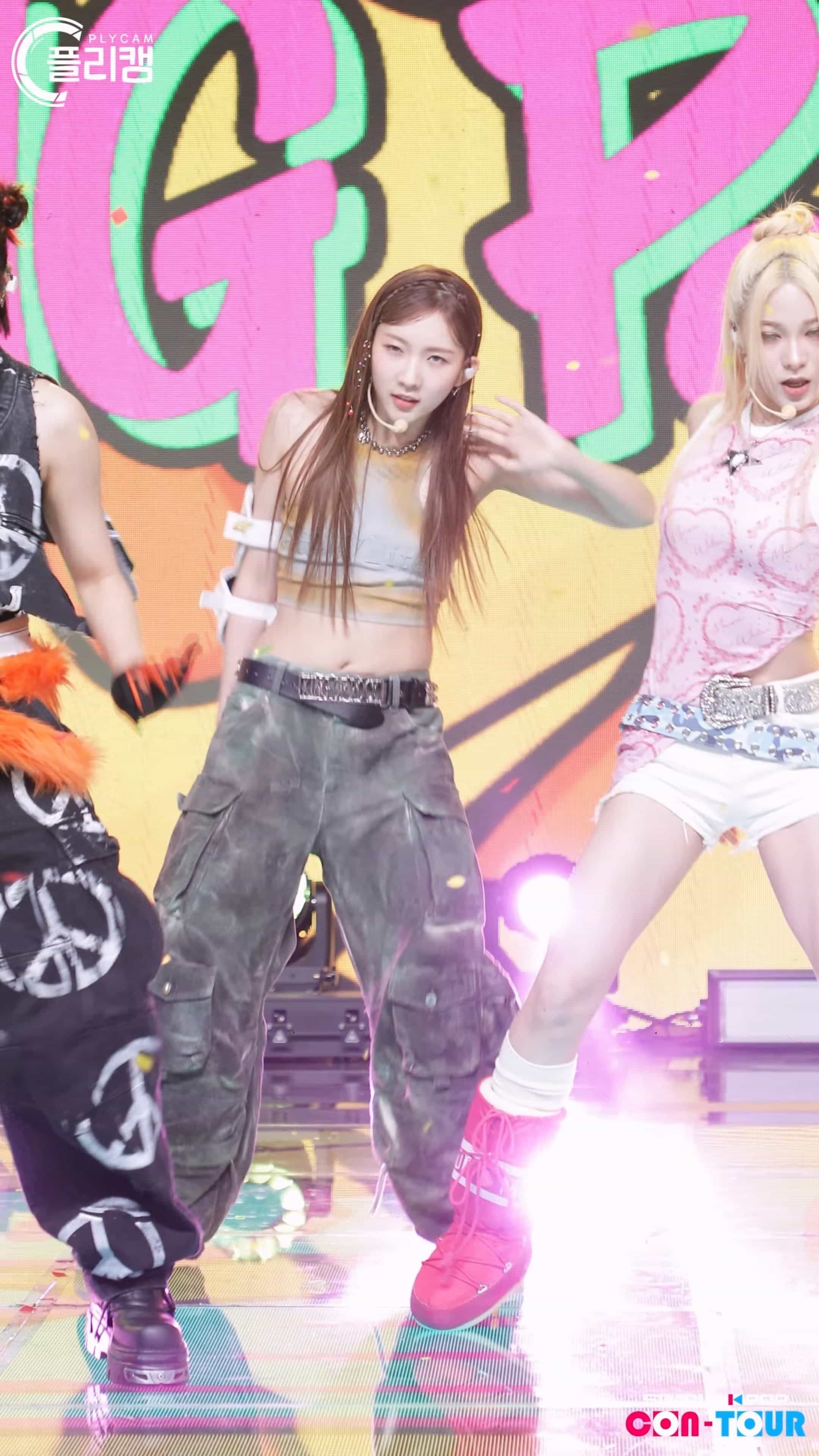 231018 YOUNG POSSE 饭拍3部fancam合集[850M]插图1