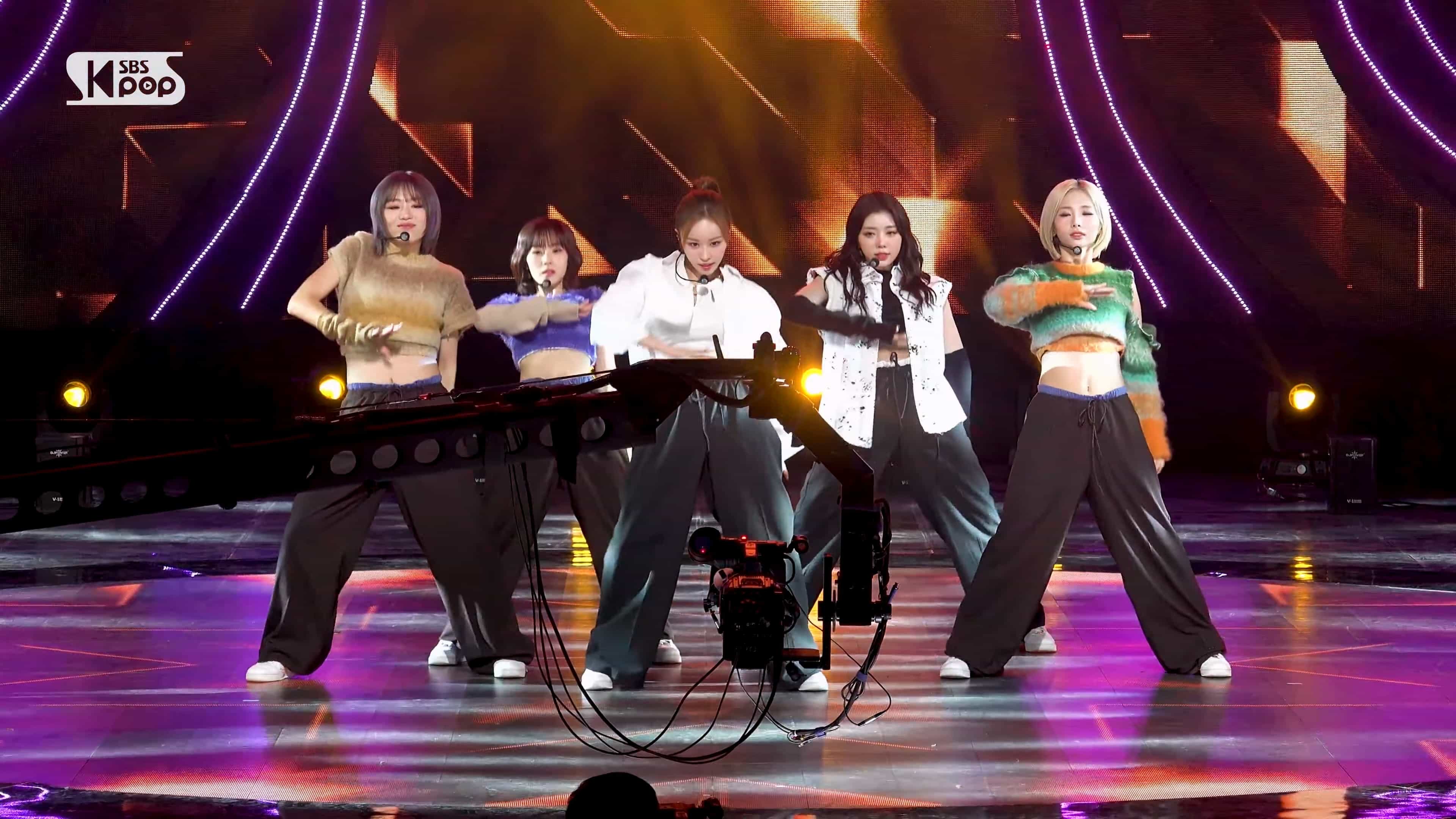 231112 Queenz Eye 饭拍1部fancam合集[670M]插图