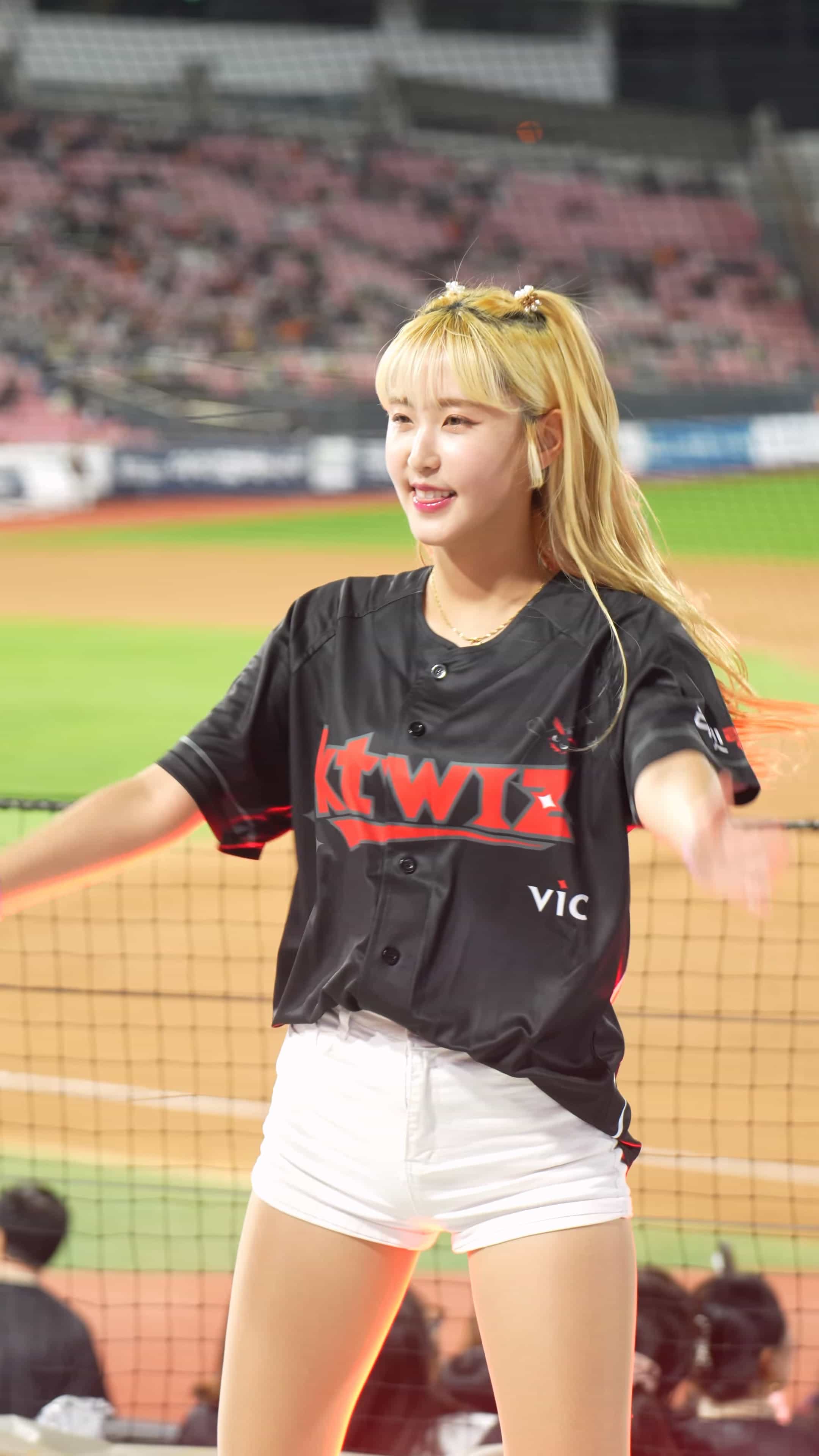 231119 啦啦队饭拍秀48部fancam合集[26G]插图1