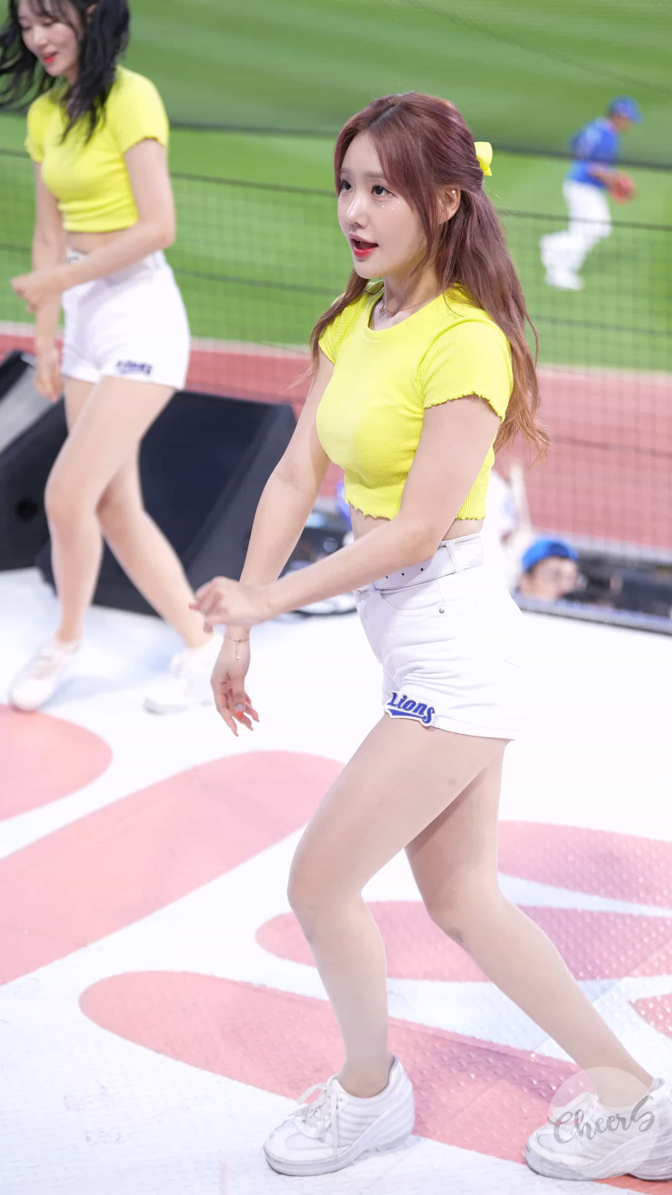 231203 啦啦队饭拍秀22部fancam合集[5.09G]插图2