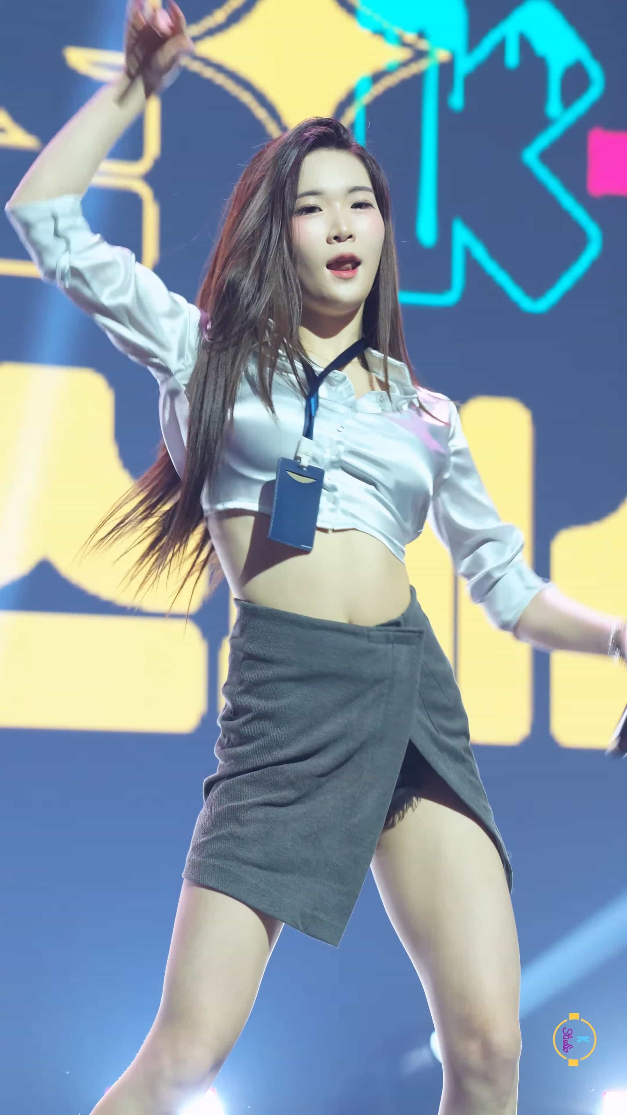 231210 Girl Crush 饭拍28部fancam合集[14.55G]插图1