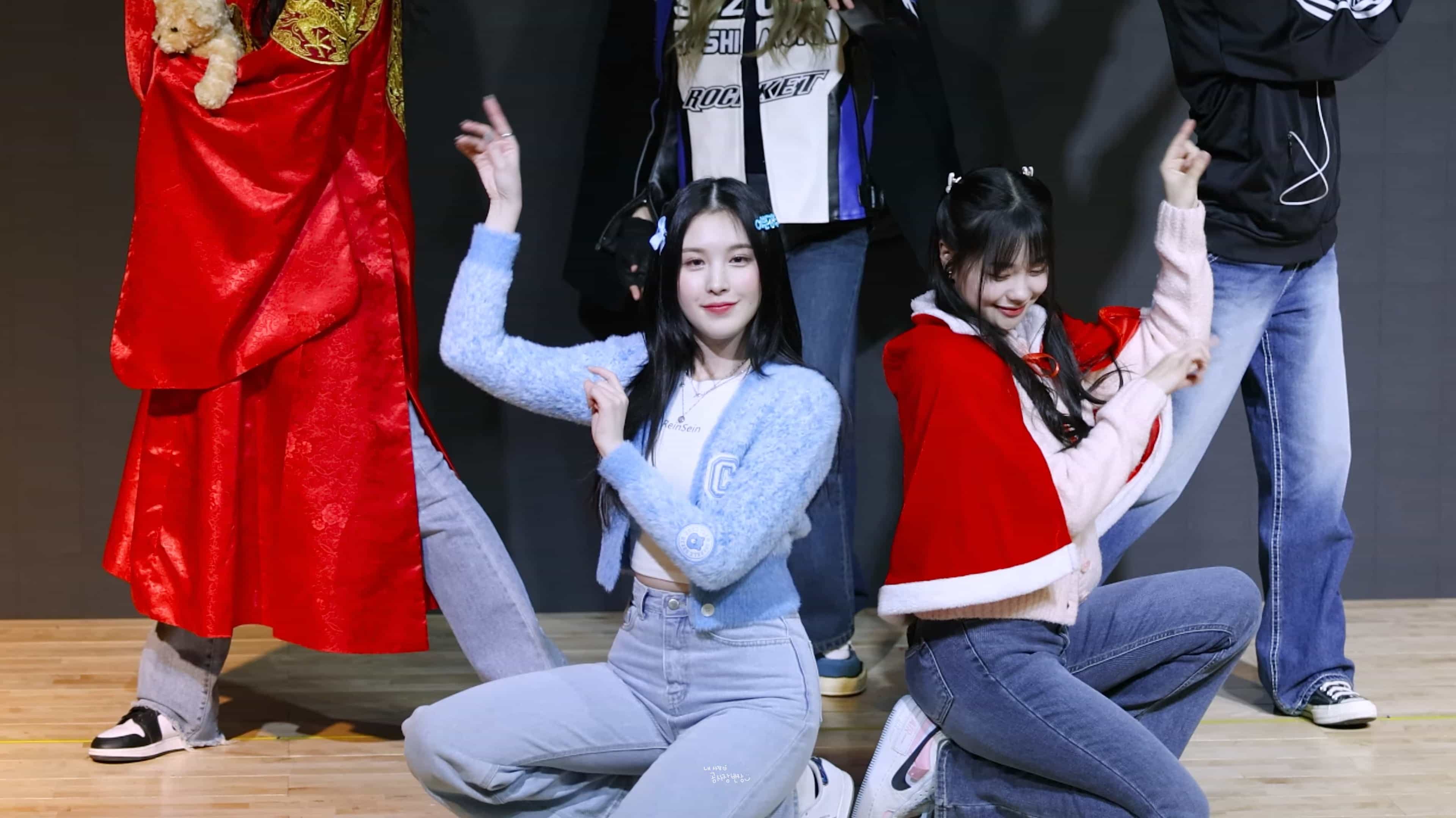 231217 Weeekly 饭拍2部fancam合集[801M]插图