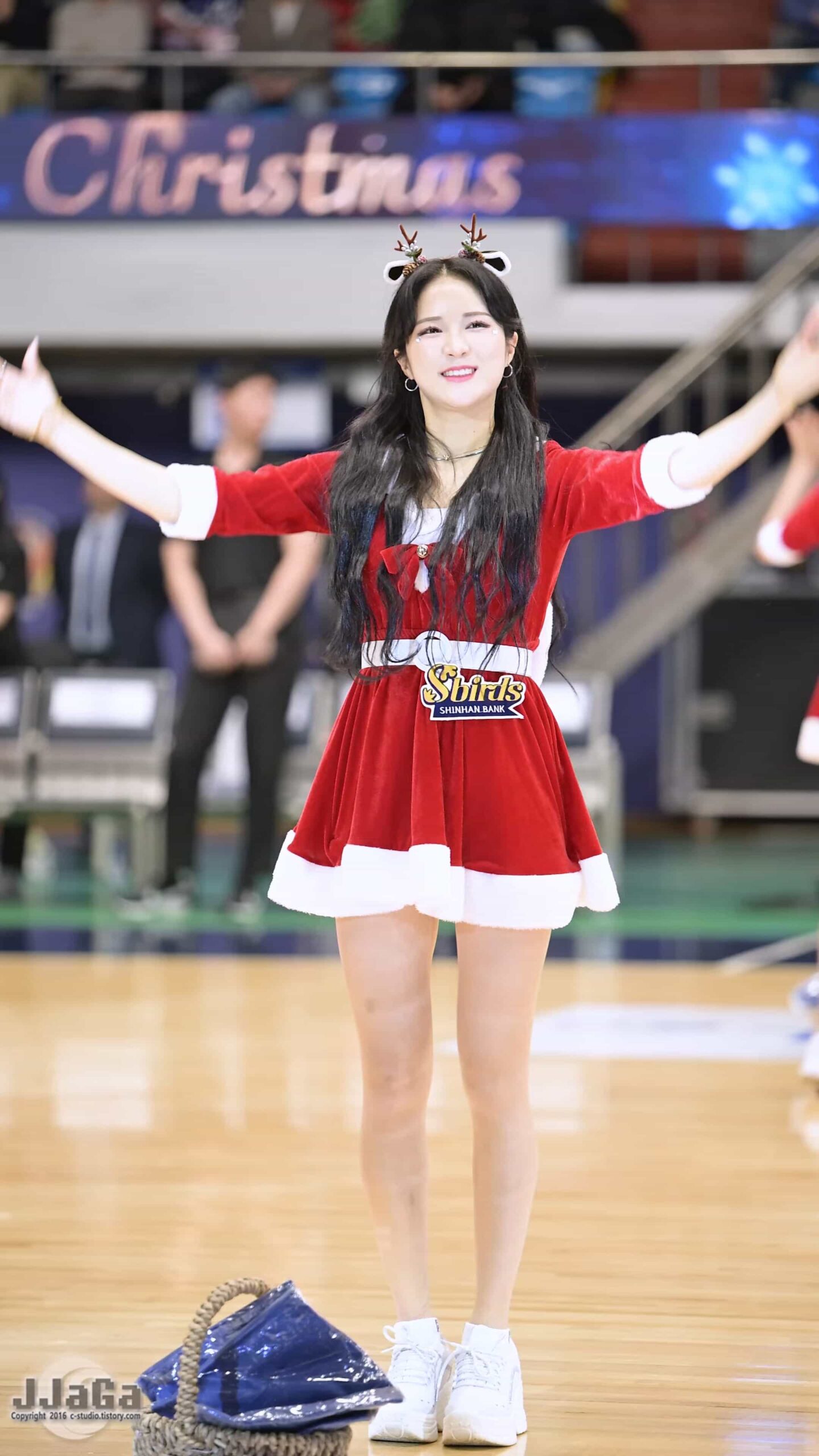 240110 啦啦队饭拍秀39部fancam合集[24.1G]插图1