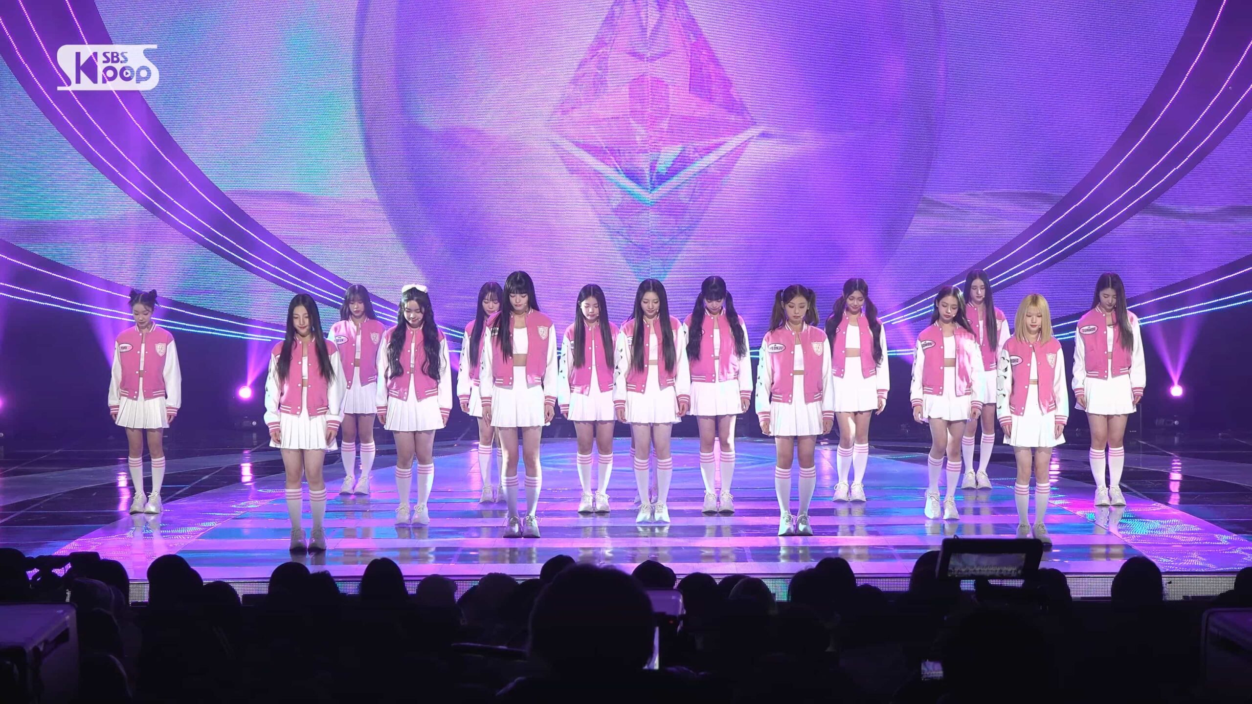 240114 Universe 饭拍1部fancam合集[600M]插图